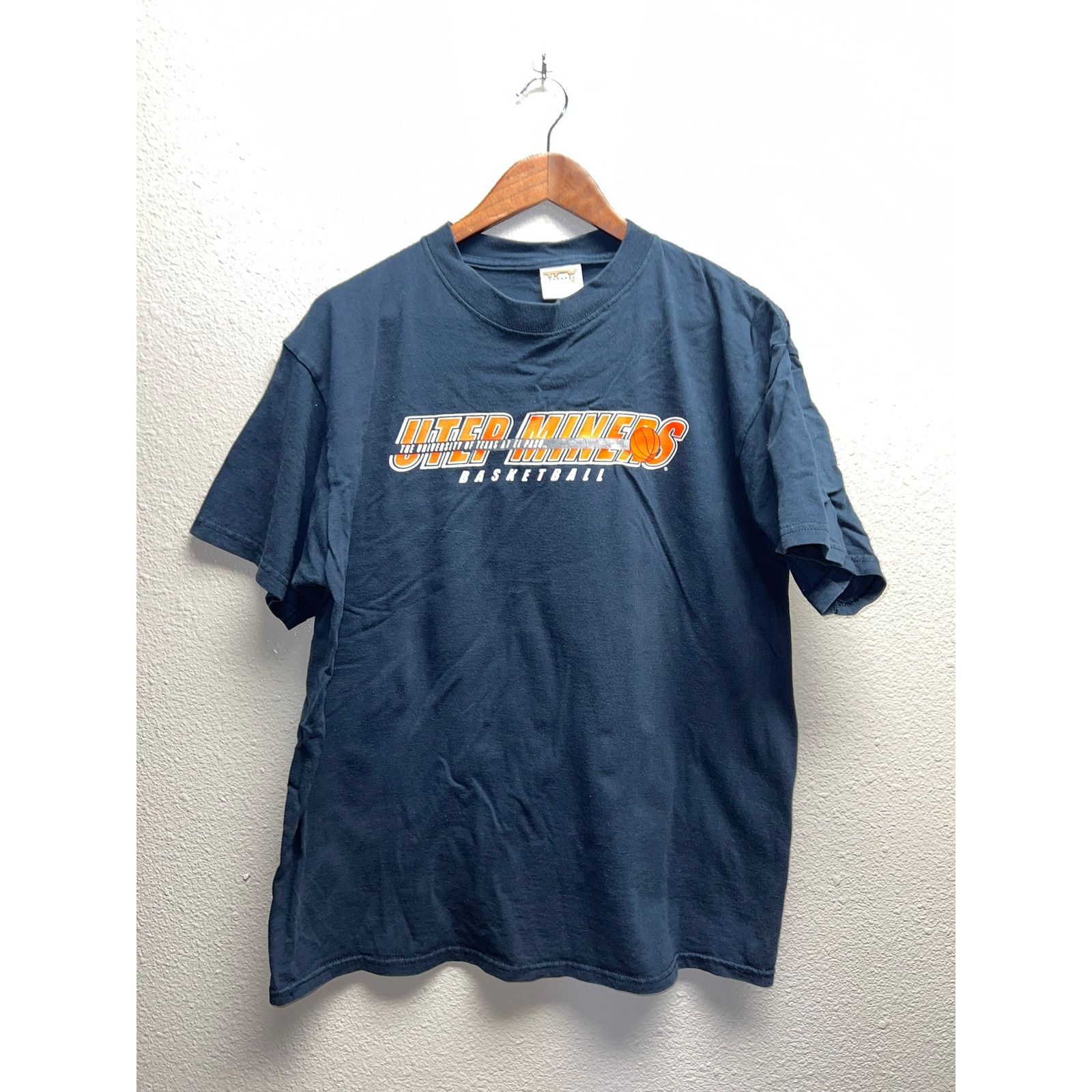Vintage Vintage UTEP Miners Basketball Shirt University Of Texas Size US L / EU 52-54 / 3 - 1 Thumbnail
