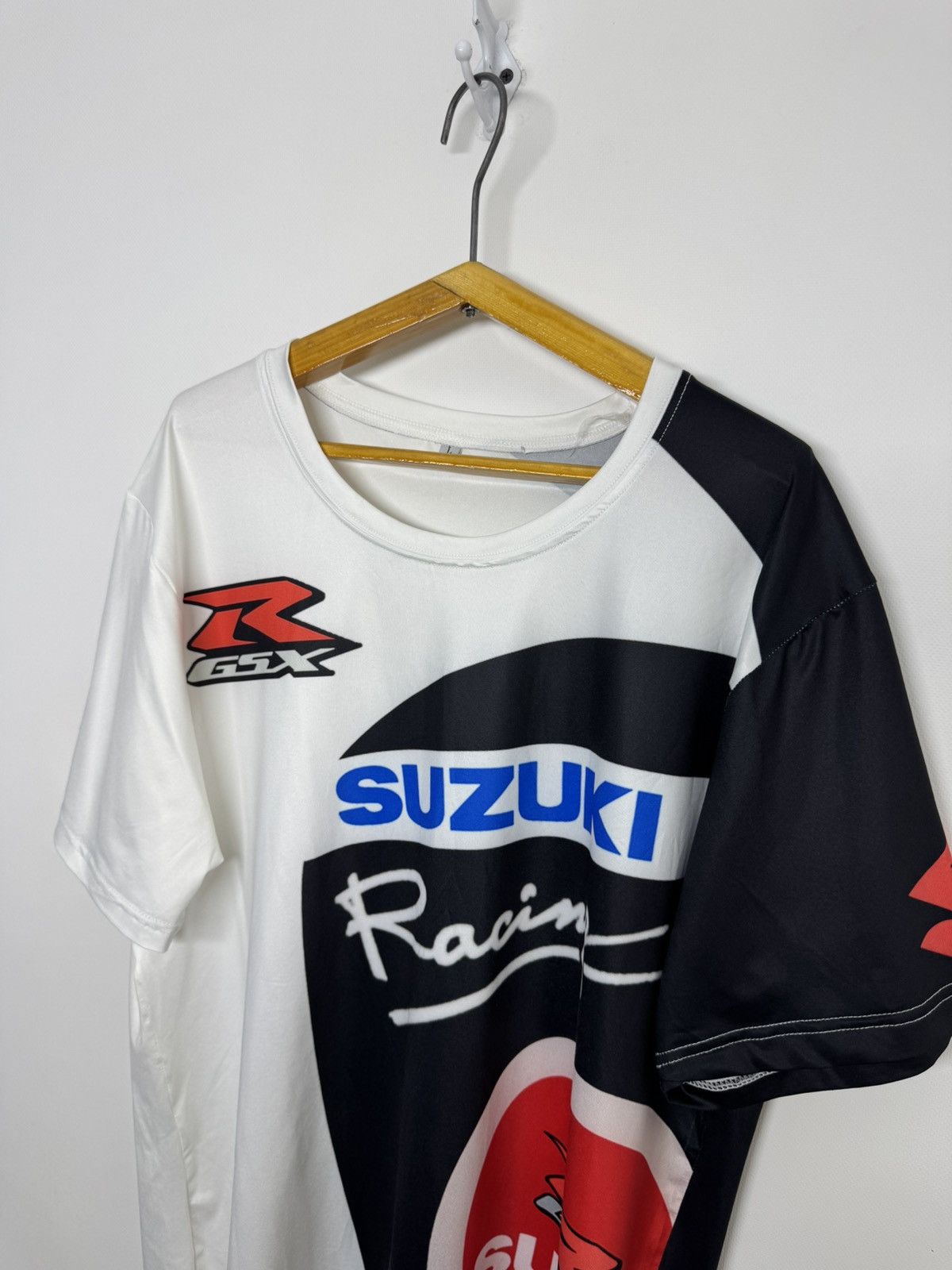 Vintage Vintage Y2k Suzuki Racing Team T-shirt 90’s Size US L / EU 52-54 / 3 - 1 Thumbnail