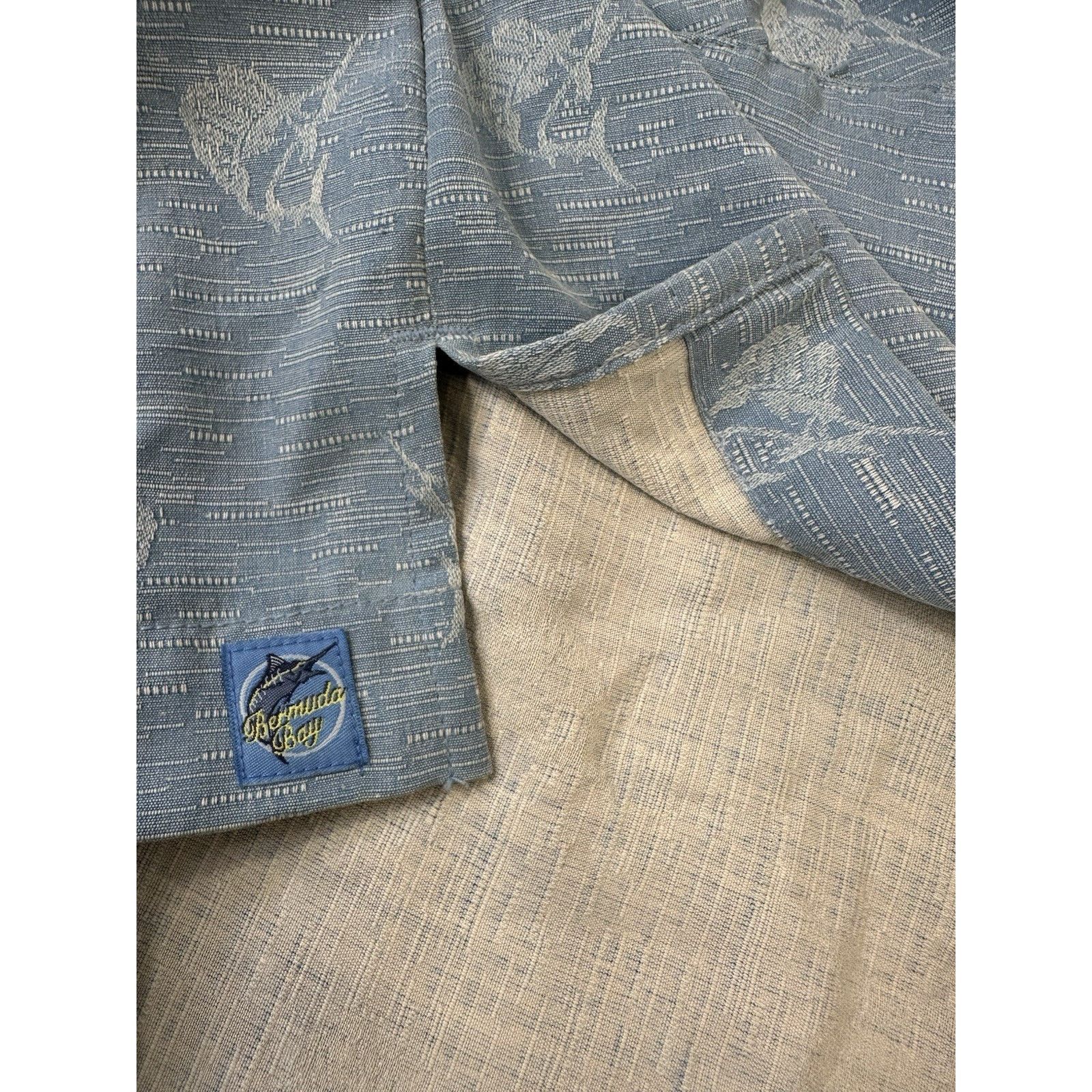 Other Bermuda bay silk Hawaiian shirt Marlin Men’s Large Resort Size US L / EU 52-54 / 3 - 13 Thumbnail