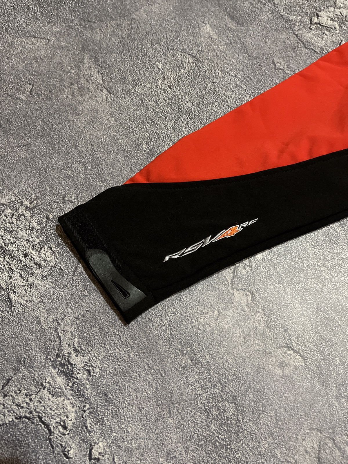 Other Milwaukee Aprilia Racing Team Softshell Jacket Pirelli Size US L / EU 52-54 / 3 - 10 Thumbnail