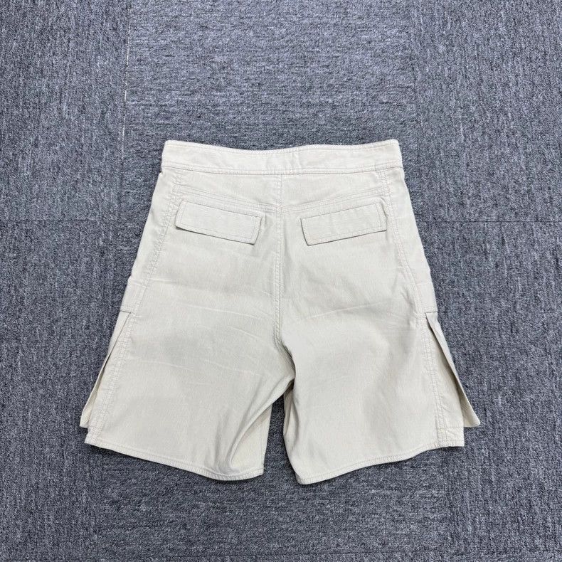 Givenchy Givenchy Size46 Solid color shorts Size US 36 / EU 52 - 2 Thumbnail