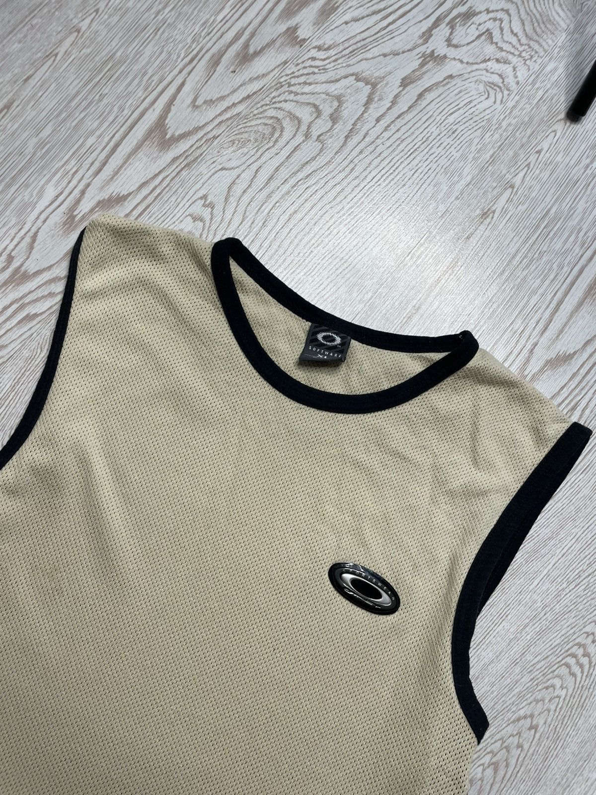Oakley Vintage Oakley Software Sleeveles Jersey Size Xl Made in USA Size US XL / EU 56 / 4 - 2 Thumbnail
