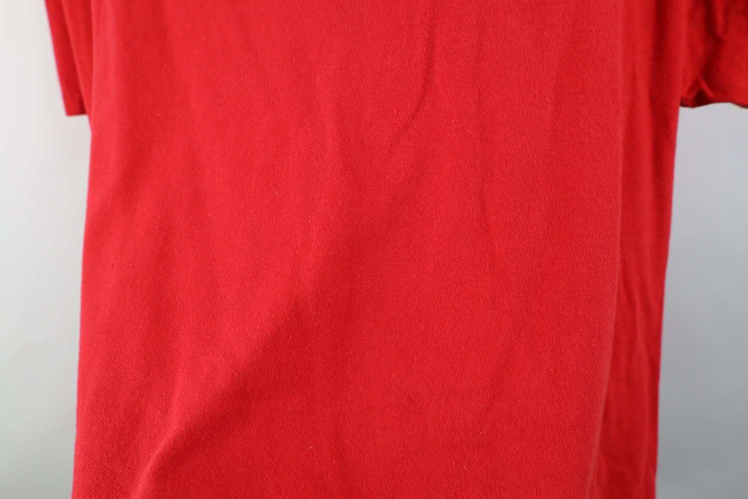 Vintage Vintage Y2K 2005 Dark Side of the Moon Pink Floyd T-Shirt Size US L / EU 52-54 / 3 - 11 Thumbnail