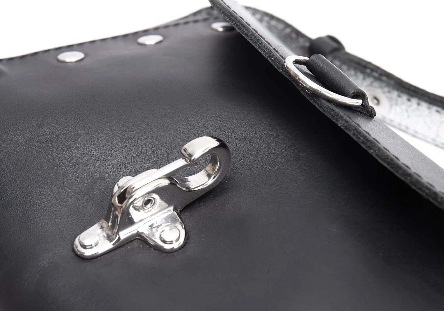 Maison Margiela Foil Leather Shoulder Bag in Black and Silver Size ONE SIZE - 15 Thumbnail
