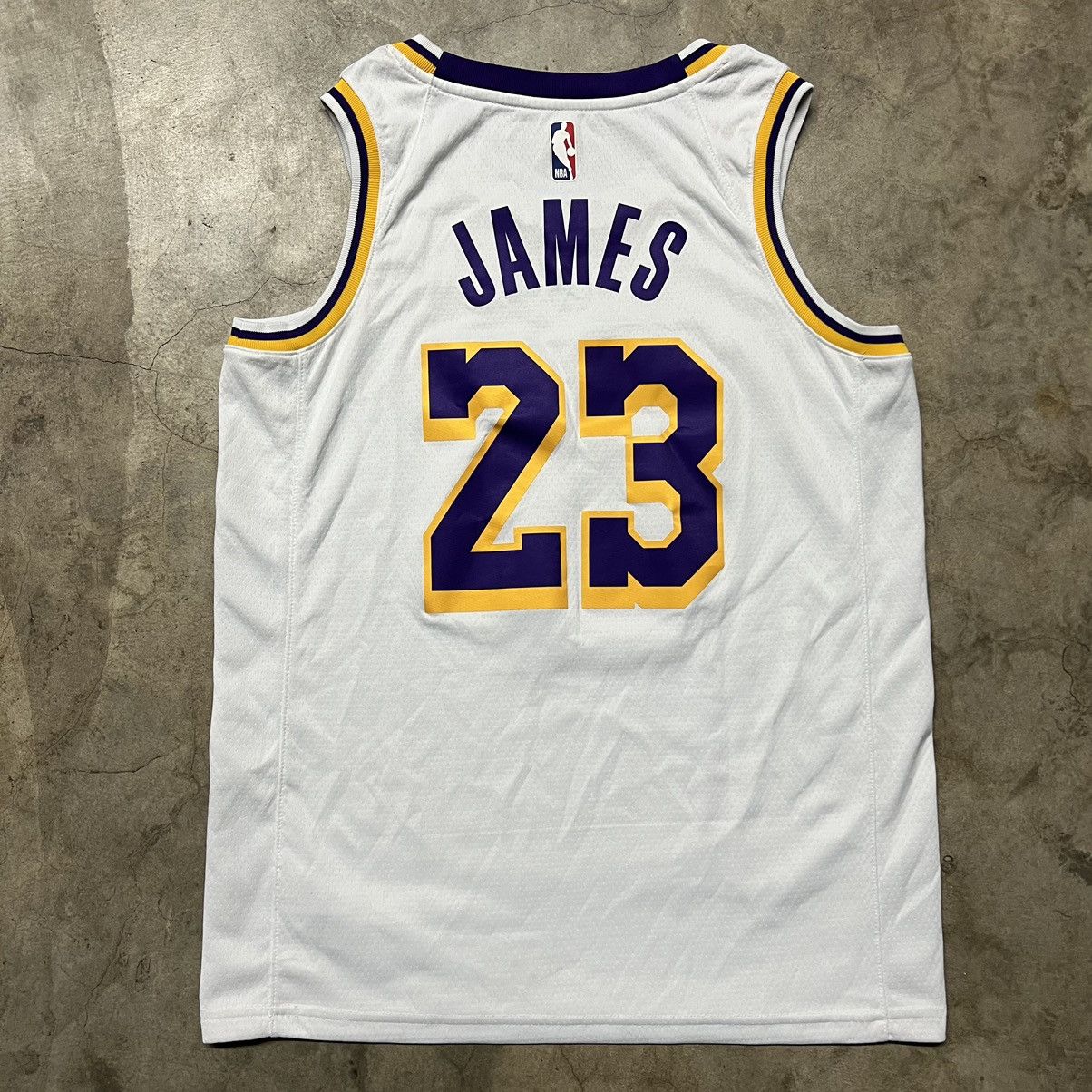 NBA × Nike NBA Los Angeles Lakers LeBron James #23 Nike Swingman Jersey Size US M / EU 48-50 / 2 - 5 Thumbnail