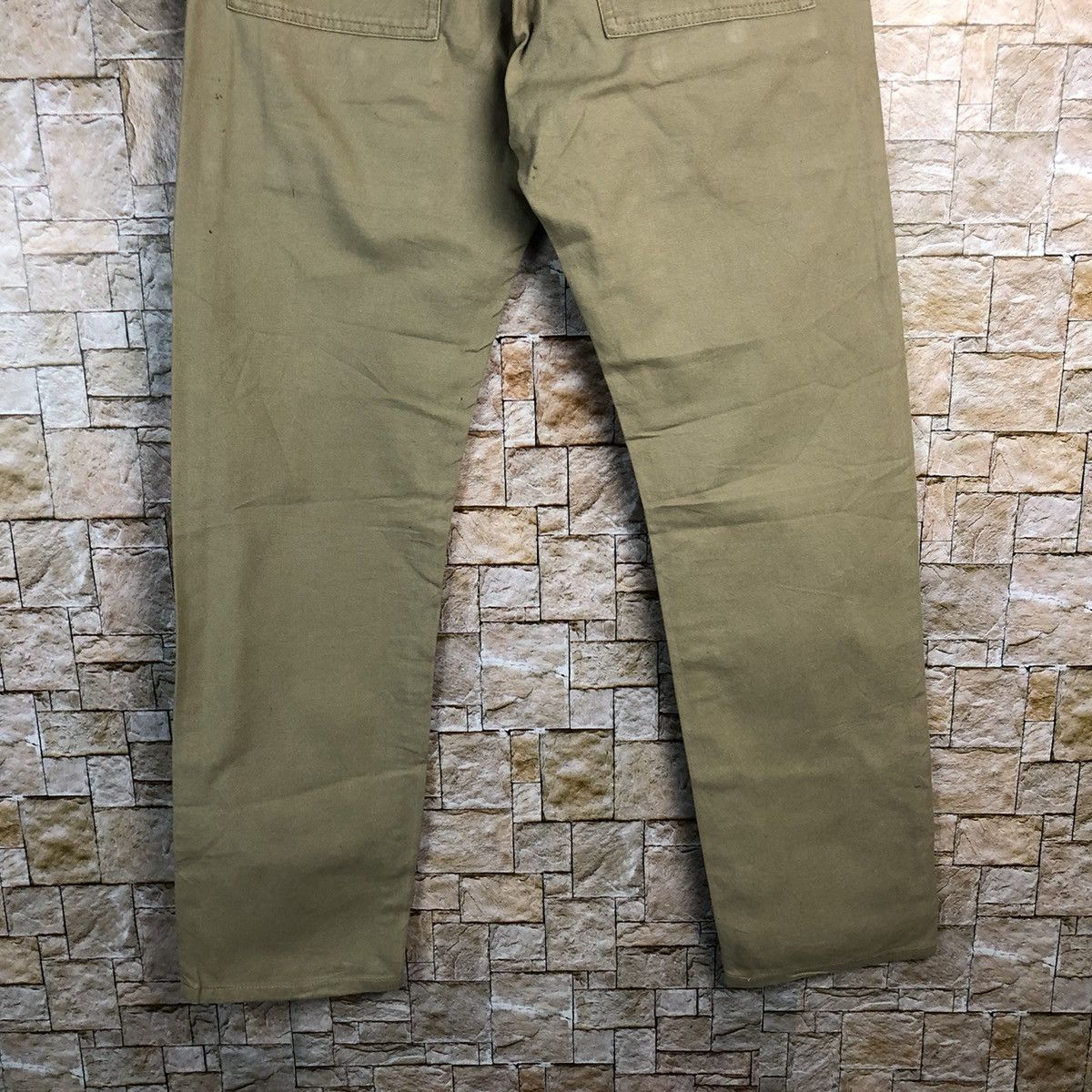 Japanese Brand Uniqlo japan vintage tactical Brown cargo Pants #A128 Size US 31 - 18 Thumbnail