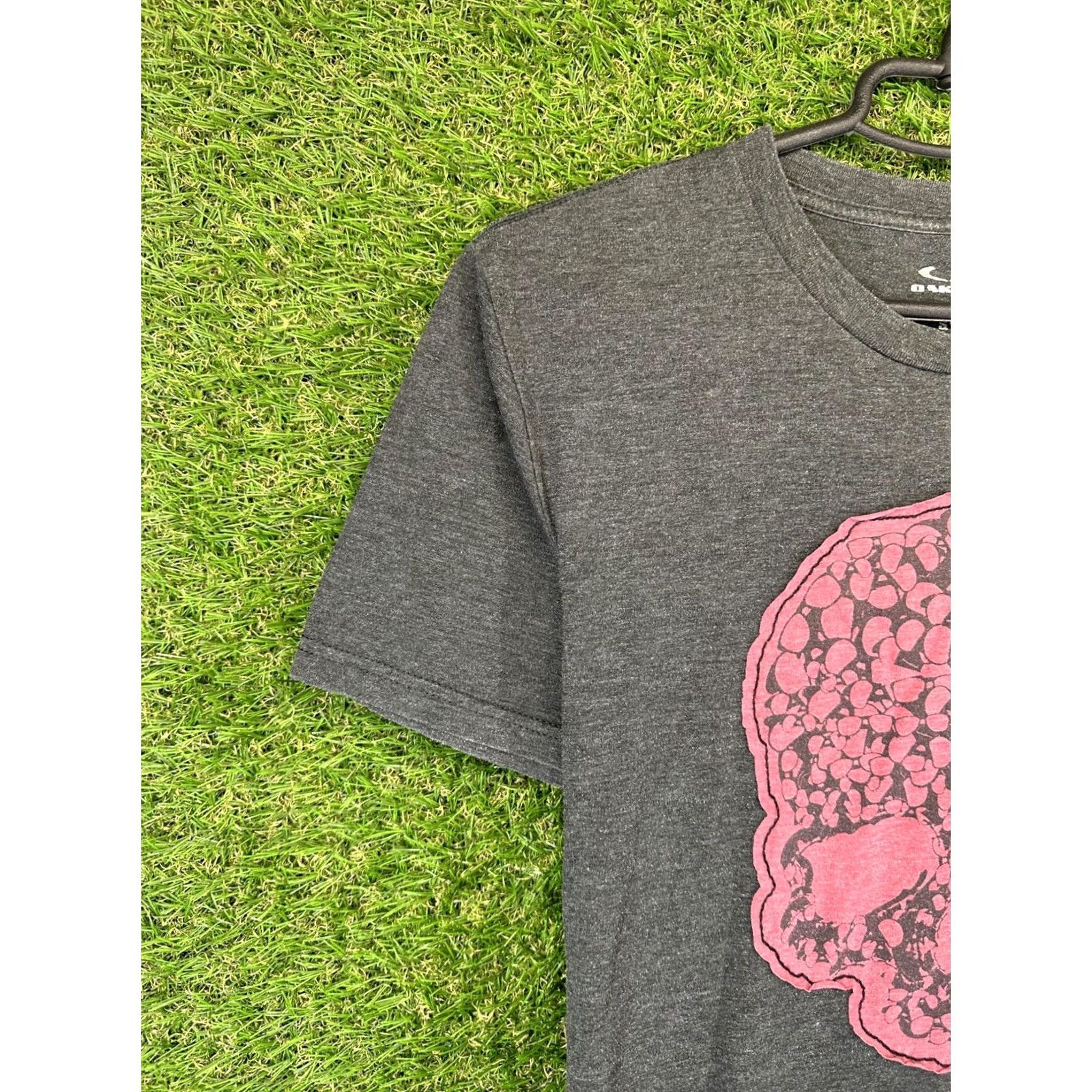 Oakley OAKLEY Skull Original Men Casual Shirt T-Shirt Tee Jersey Size S Gray Regular Men's Short Sleeve Jersey Logo Decade Skull Theme Shirt Size US S / EU 44-46 / 1 - 3 Thumbnail
