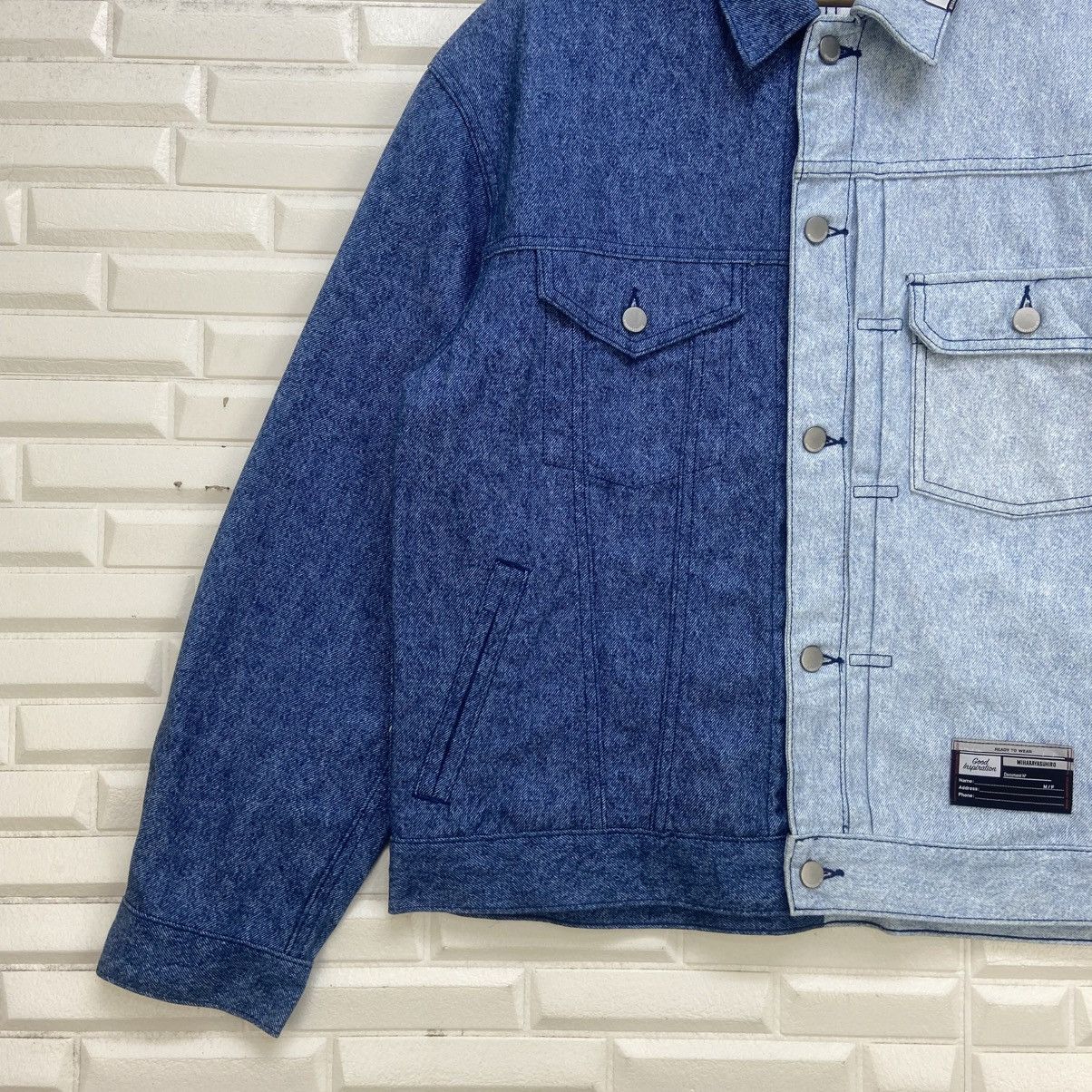 GU × Maison MIHARA YASUHIRO 🔥Miharayasuhiro Two-Tone Trucker Denim Jacket Size US M / EU 48-50 / 2 - 5 Thumbnail