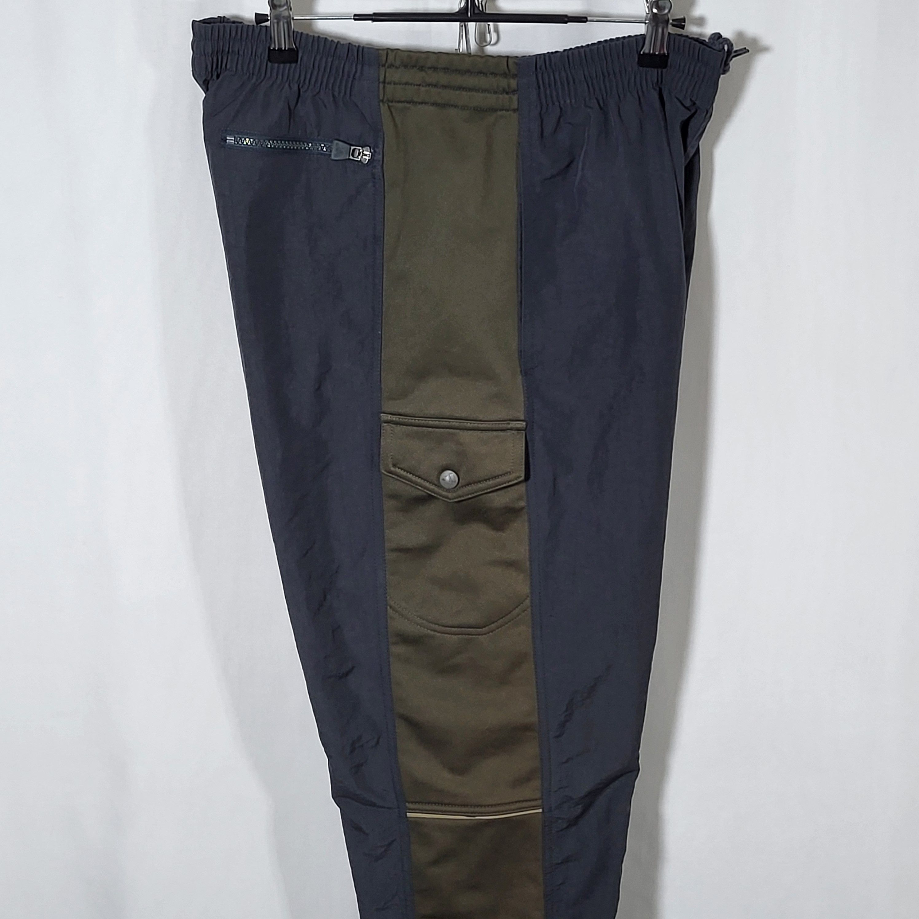 Adidas Vintage 99s Adidas Sweatpants Y2K size 30-32 Size US 32 / EU 48 - 4 Thumbnail