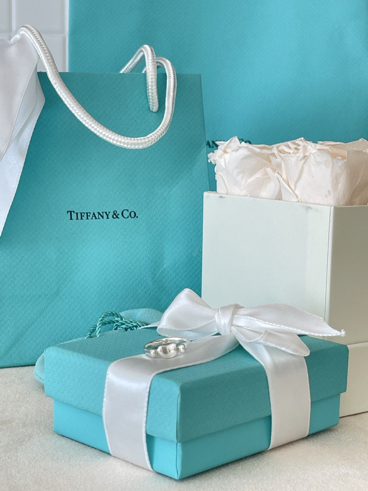 Tiffany & Co. Tiffany & Co. Elsa Peretti Bean Ring Silver 5 NEW $450 Size ONE SIZE - 11 Thumbnail