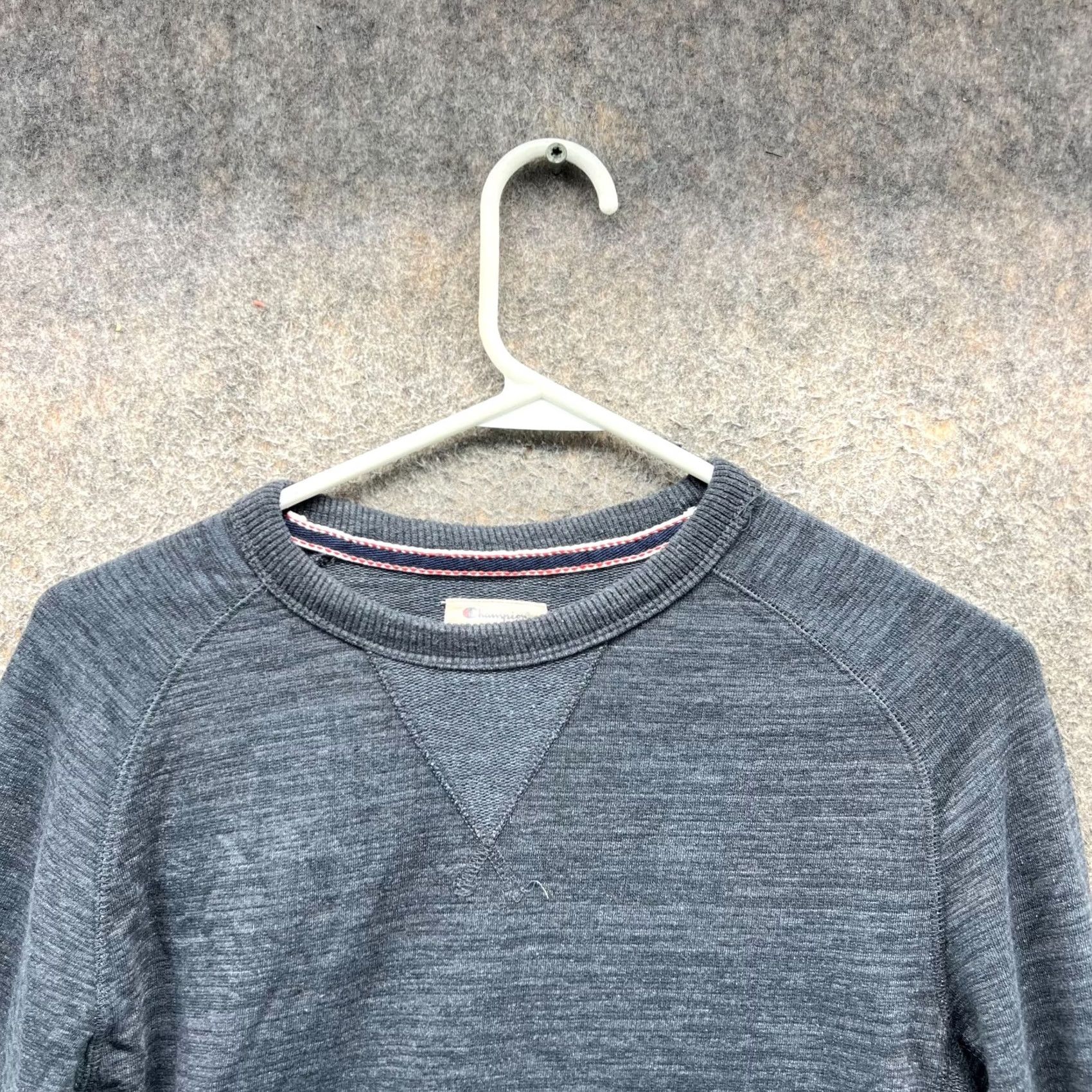 Champion VINTAGE Champion Sweatshirt Men Small Heather Grey Crewneck Long Fleece Pullover Size US S / EU 44-46 / 1 - 4 Thumbnail