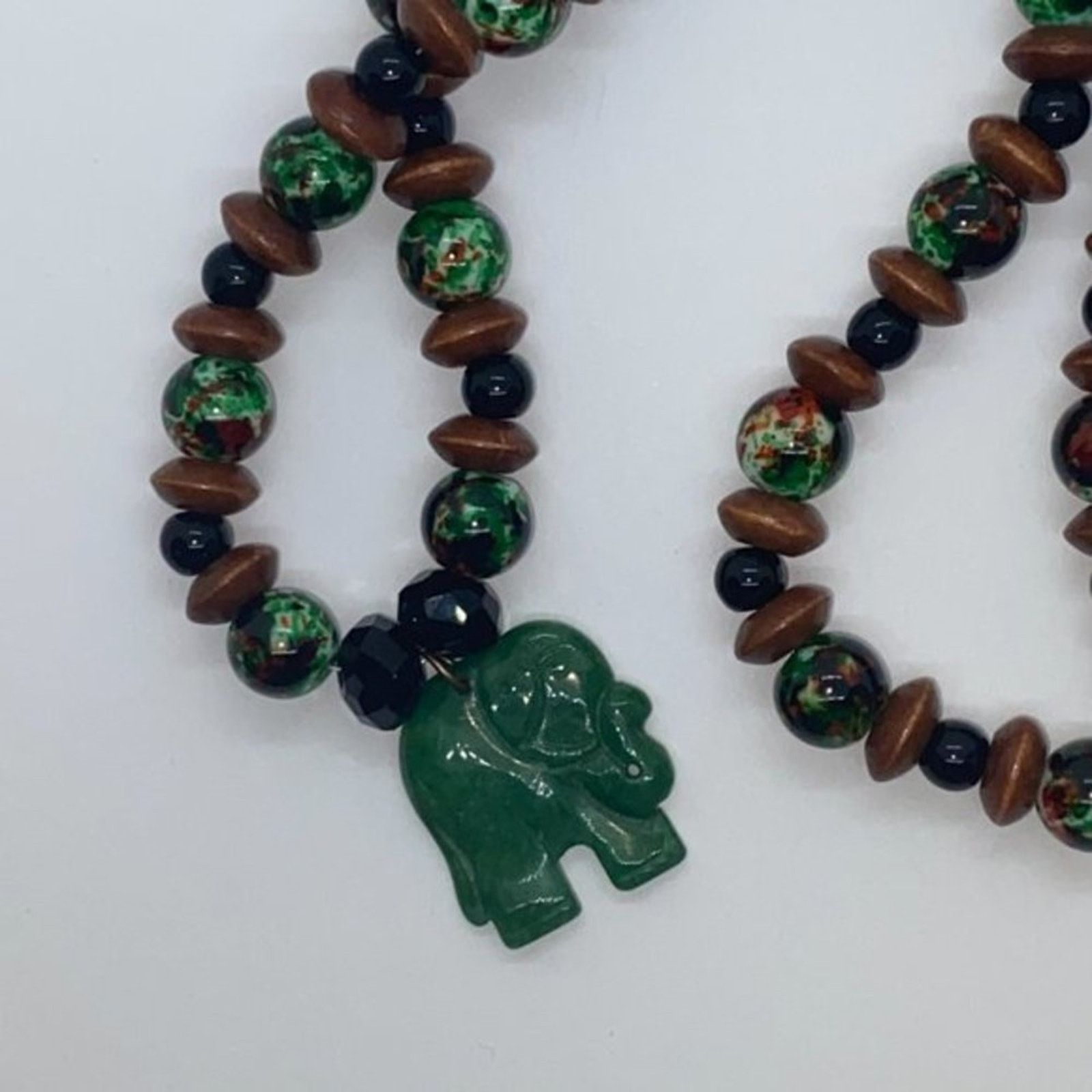 Handmade Handmade Beaded Black Brown Green Elephant Necklace Size ONE SIZE - 5 Thumbnail