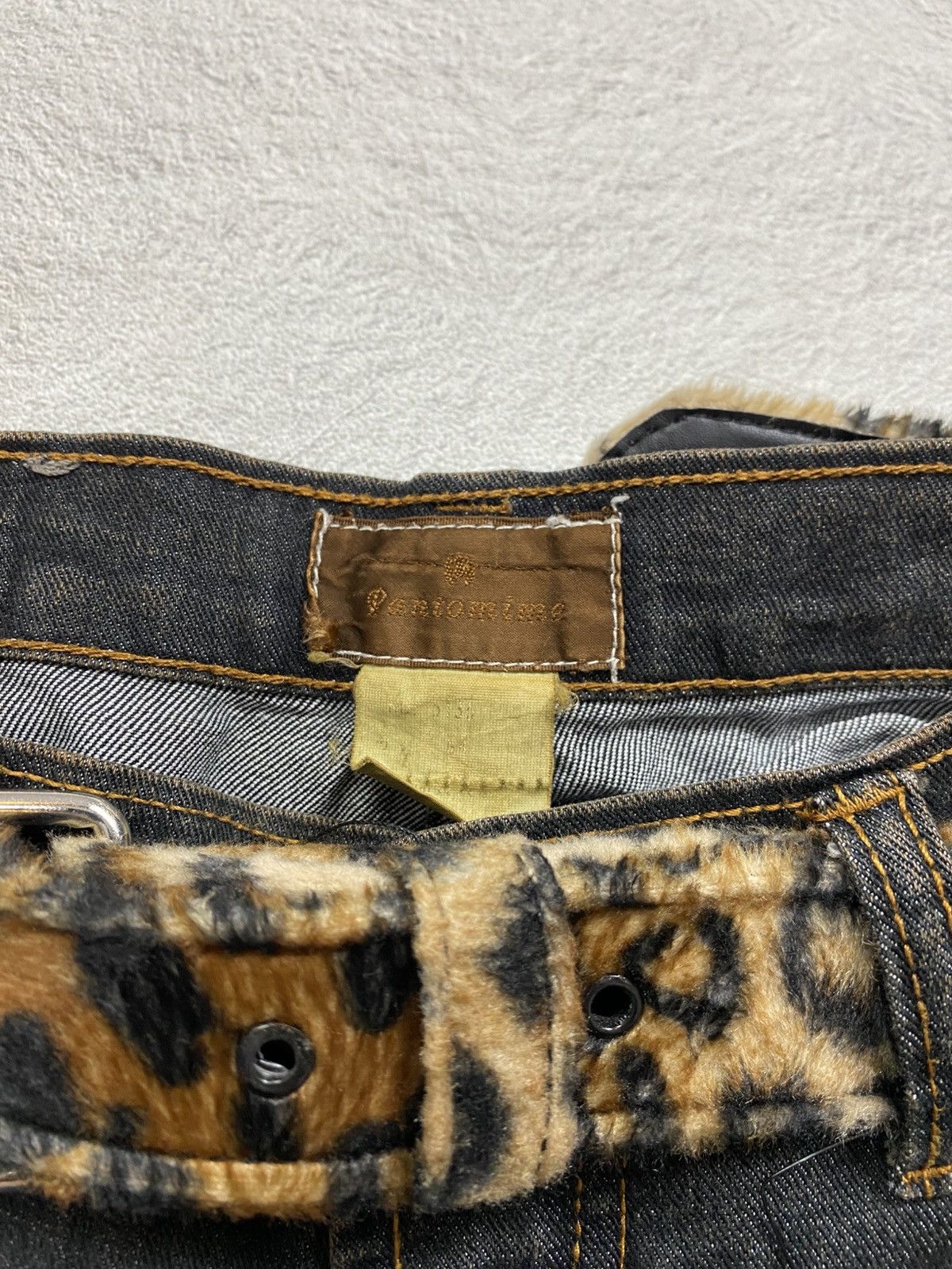 If Six Was Nine × Japanese Brand × Le Grande Bleu (L.G.B.) 2000s Pantomime Studed Glitch wash flare jean Size US 32 / EU 48 - 4 Thumbnail