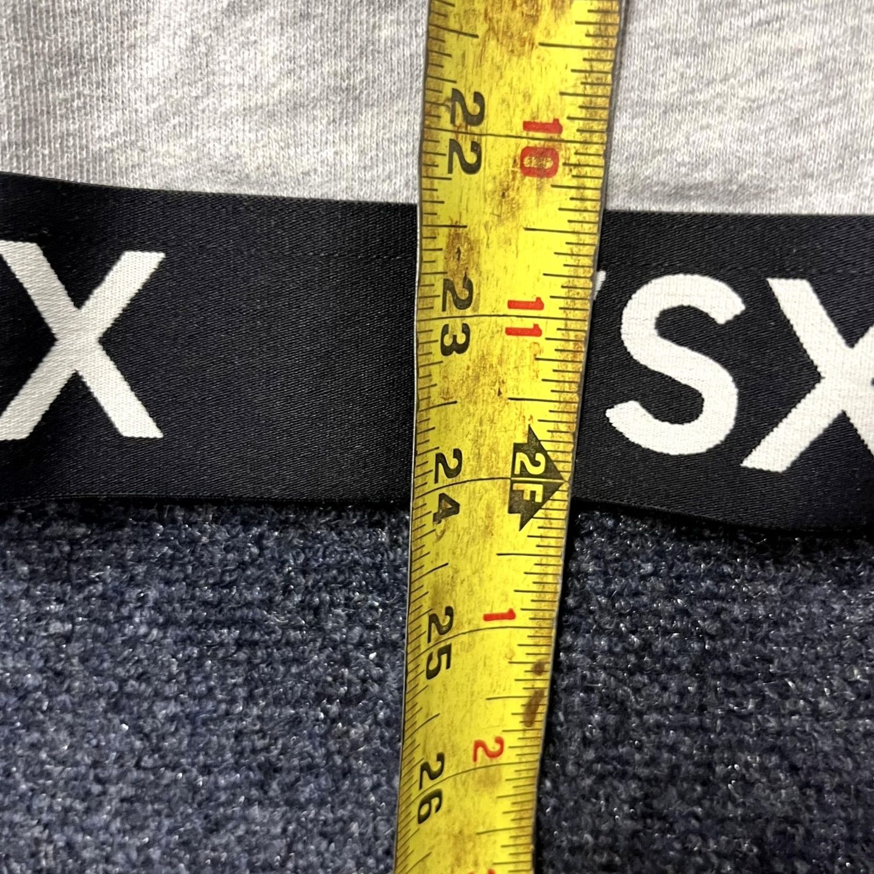 Victoria's Secret Victoria's Secret VSX Sport Womens Small Gray Logo Hem Pullover Top Shirt Crew Neck Long Sleeve Sweatshirt T-Shirt Size S / US 4 / IT 40 - 4 Thumbnail