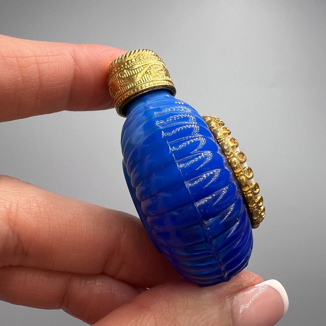 Vintage 1970s Vintage USSR Perfume Flask Bottle Blue Glass Porcelain Size ONE SIZE - 8 Thumbnail