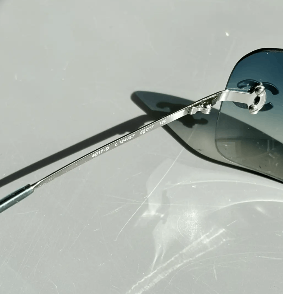 Chanel Chanel Sunglasses 4017 D Rhinestone Logo Rimless Vintage Size ONE SIZE - 8 Thumbnail