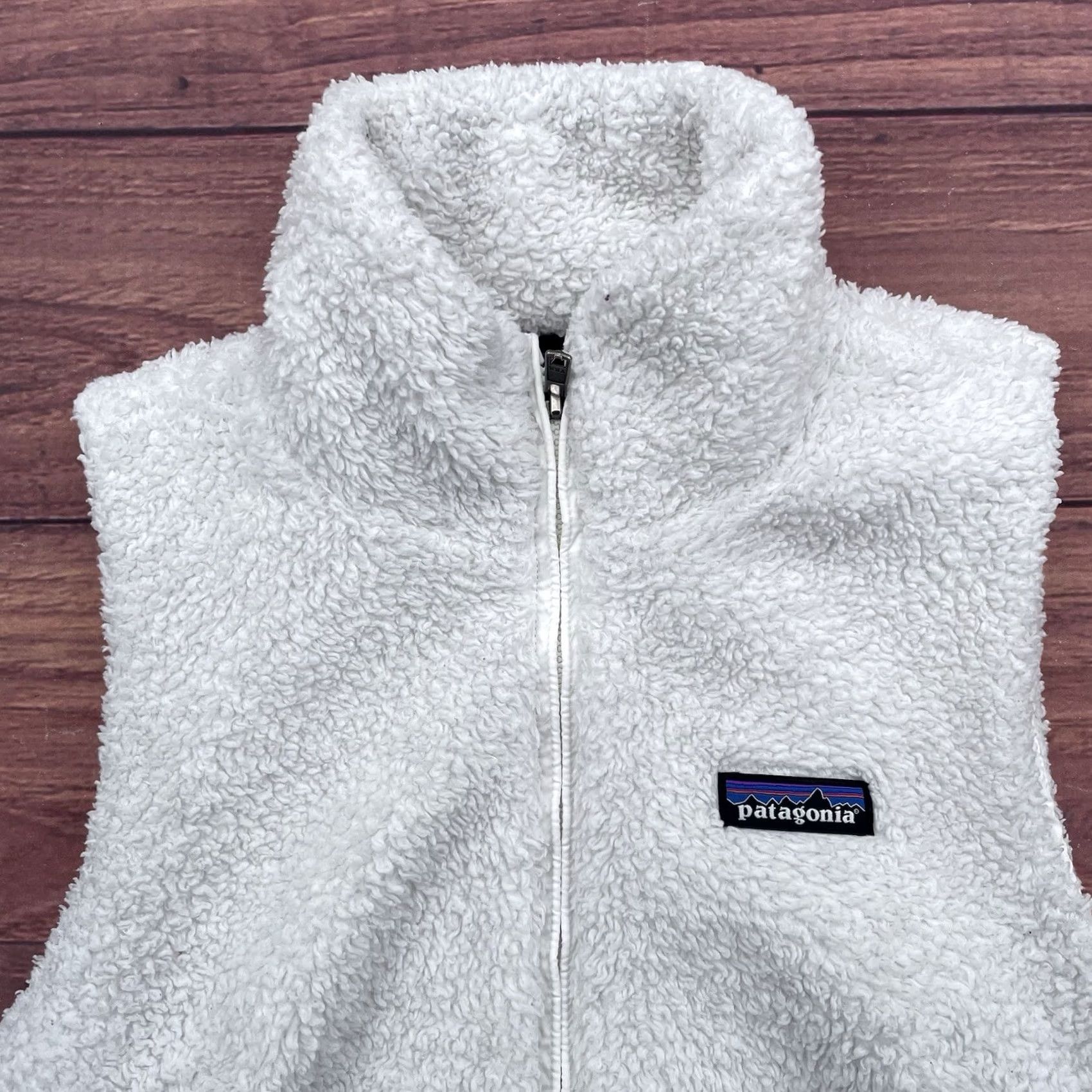Patagonia Patagonia Jacket Vest Full Zip Womens Los Gatos S White Fleece Birch 21.5in 17in Pit to Pit Regular Size Small Size S / US 4 / IT 40 - 3 Thumbnail