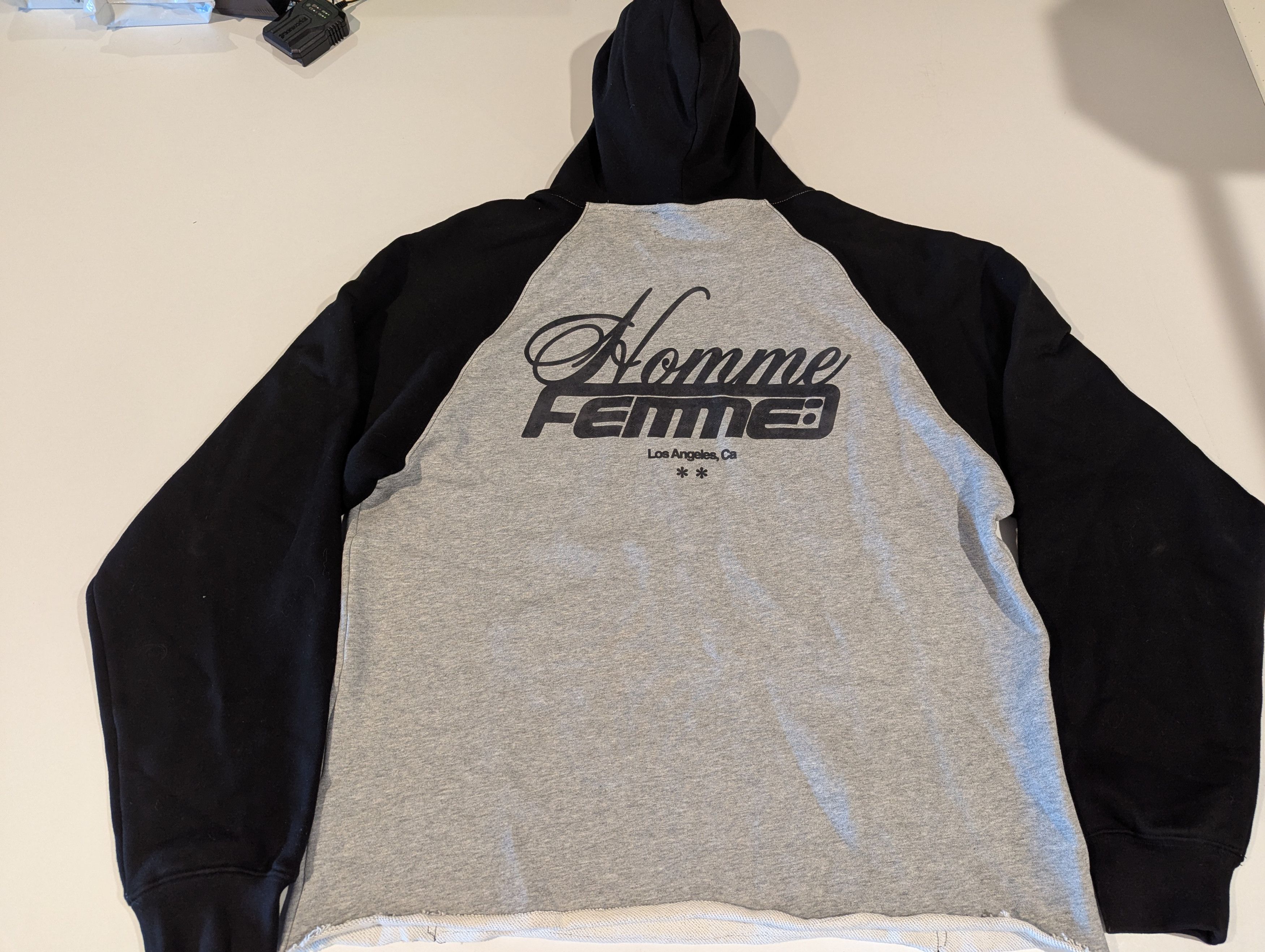 Homme + Femme La Homme Femme Hoodie Westwood Ragland NWT Sz M Size US M / EU 48-50 / 2 - 3 Thumbnail