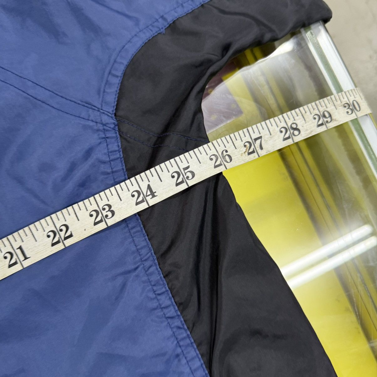 Beauty Beast × Nike × Vintage Vintage Nike Center Swoosh Colour block Jacket Size US L / EU 52-54 / 3 - 7 Thumbnail