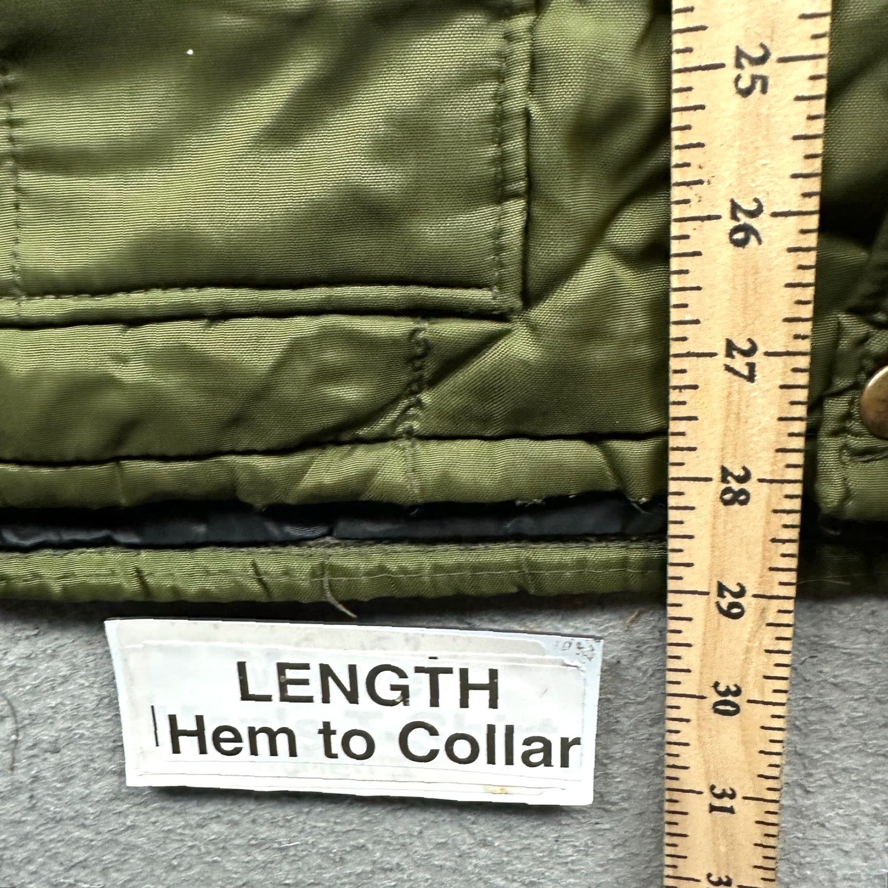 Vintage VINTAGE Zero Zone Military Jacket XL Men Green Quilted Insulated Mid-Length Full Zip Pockets Size US XL / EU 56 / 4 - 5 Thumbnail
