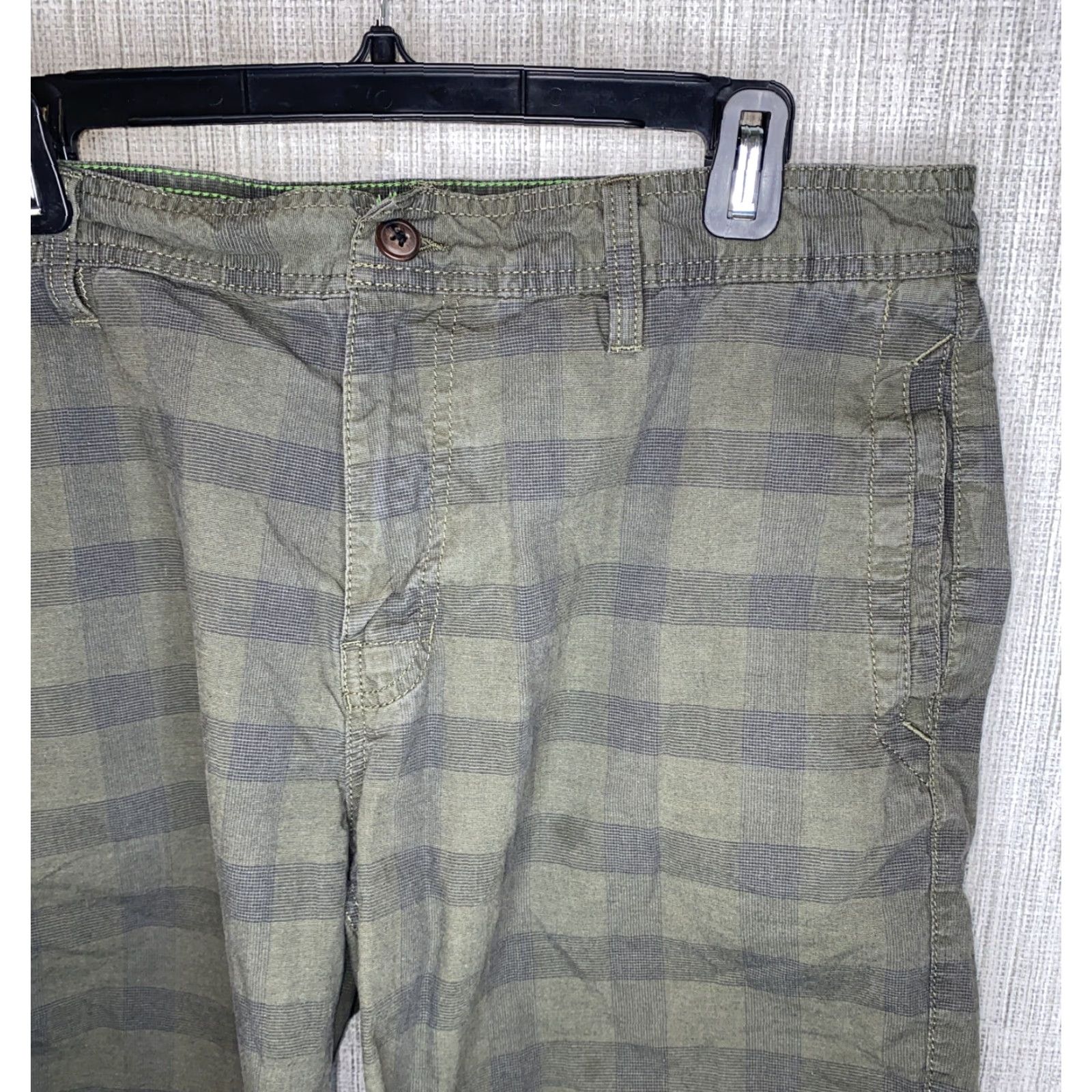The North Face The North Face Shorts Checkered Green Zip Fly 36 Men Casual Shorts Mens Regular Cotton Front Flat Zip NORD? Size US 36 / EU 52 - 2 Thumbnail