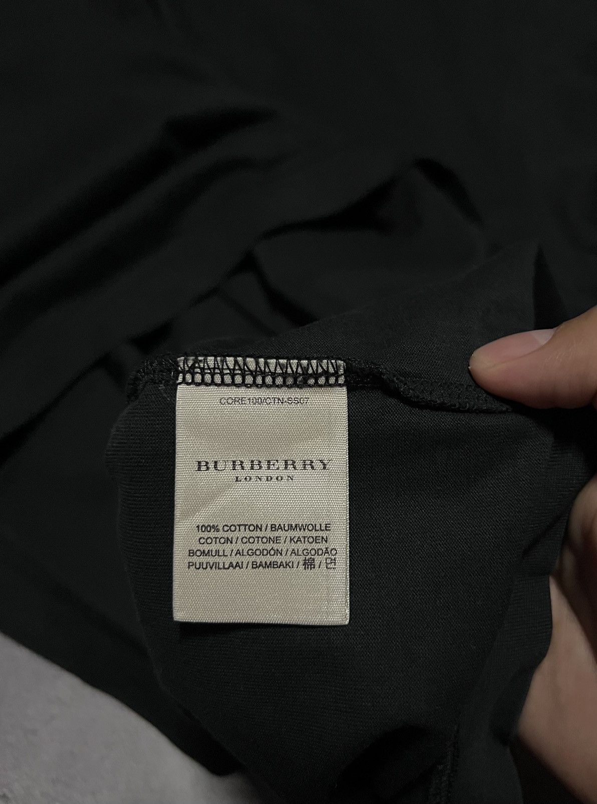Burberry Prorsum Burberry London Pocket Tee Streetweat Vintage Men Size L Size US L / EU 52-54 / 3 - 4 Thumbnail