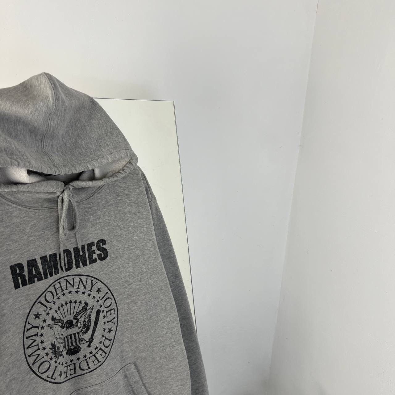 Band Tees Vintage Y2K Ramones Big Logo Rock Band Hoodie Size US M / EU 48-50 / 2 - 2 Thumbnail