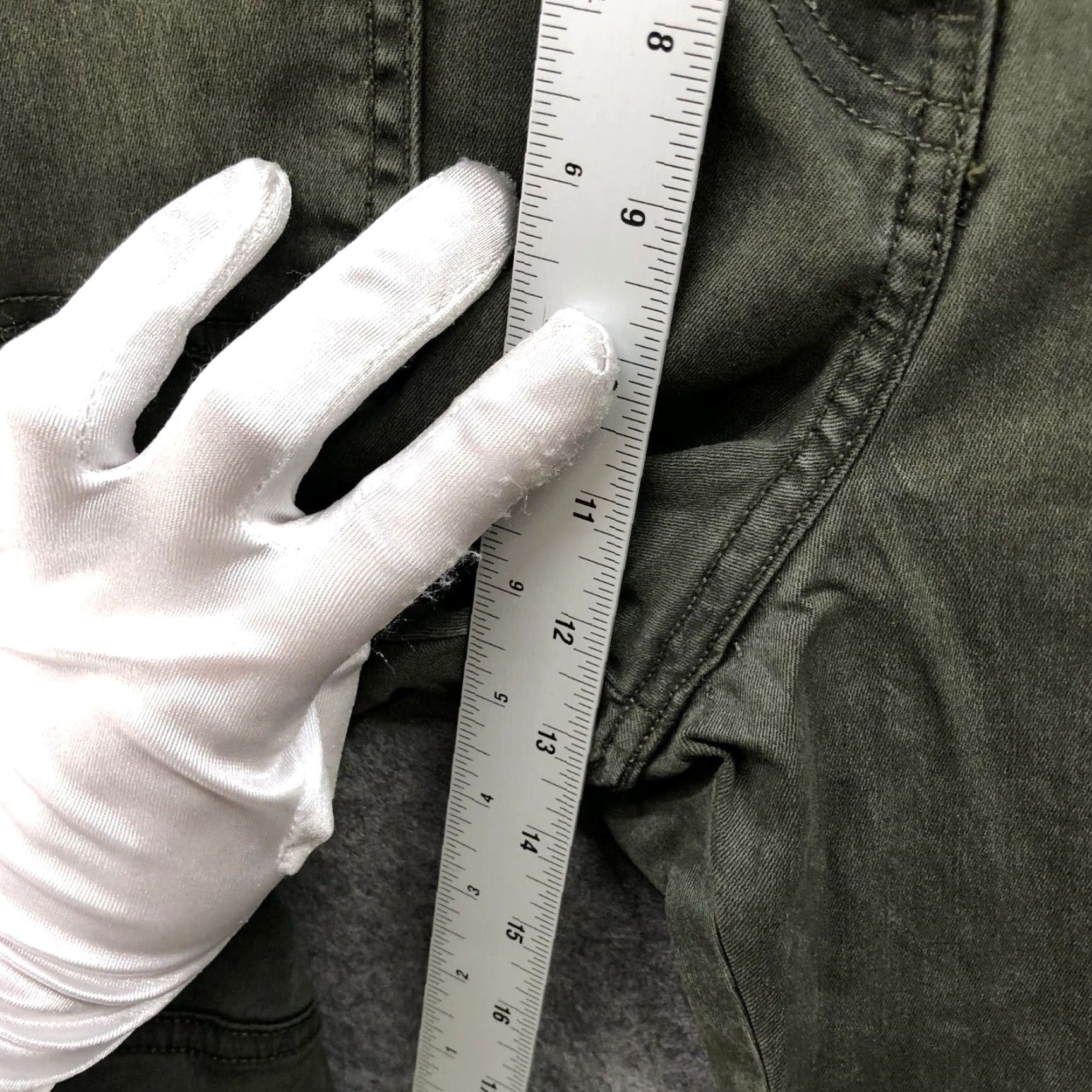 H&M H&M Womens High Rise Cargo Jeans Army Green Size 18 Extra Large XL Skinny Slim Size 40" / US 18 - 6 Thumbnail