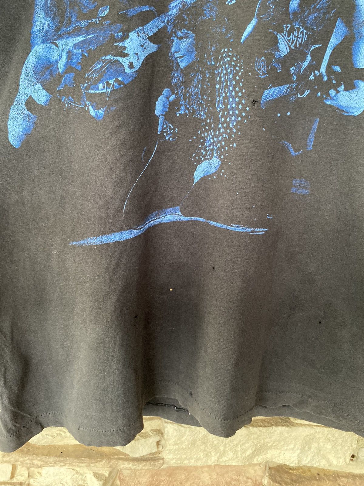 Vintage 1993 Mr. Big Japan Tour Band Tees Distressed Size US L / EU 52-54 / 3 - 9 Thumbnail