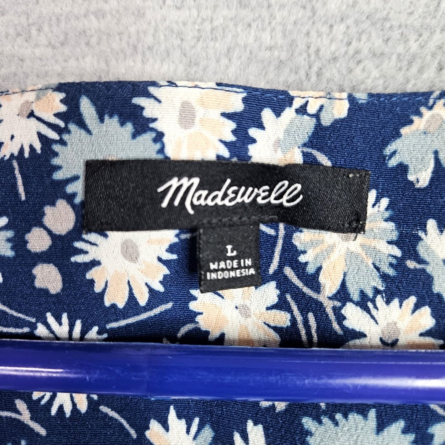 Madewell Madewell Blouse Shirt Women Floral Blue Moon Printed V-neck Button Down Long Sleeve Sz L Size L / US 10 / IT 46 - 5 Thumbnail