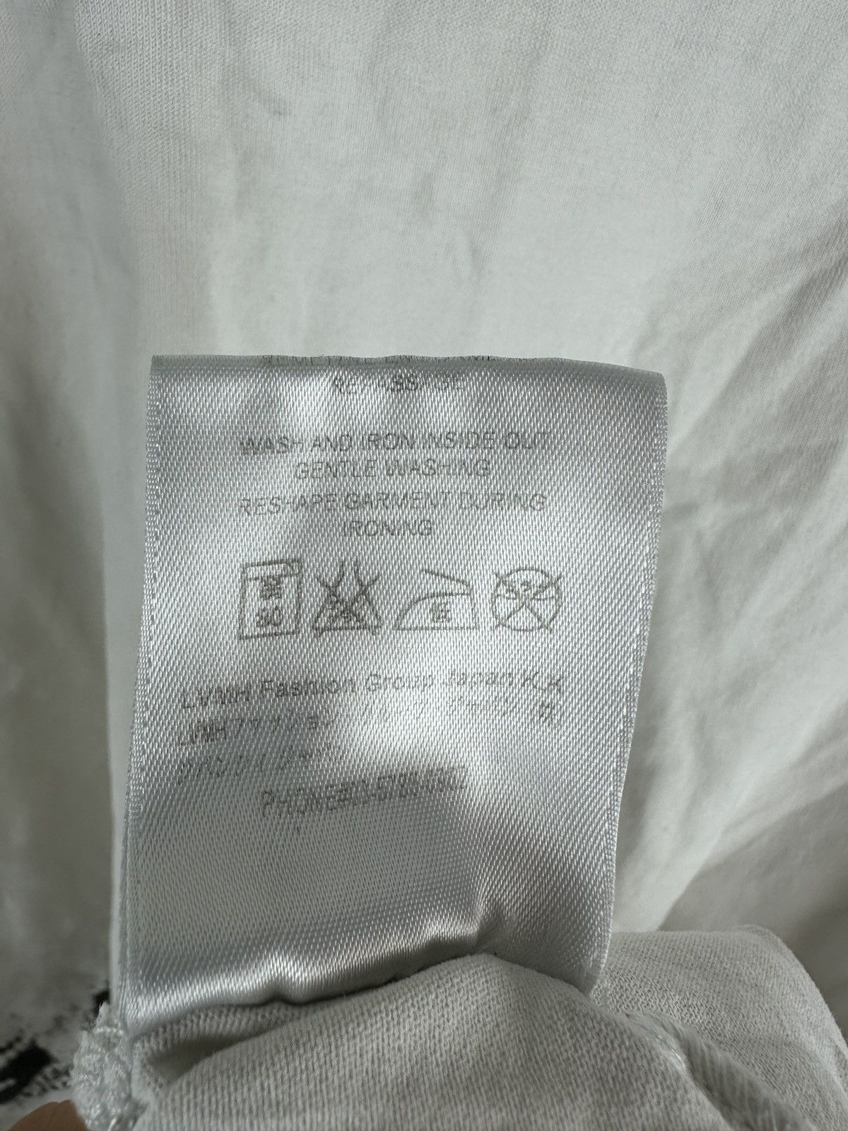 Givenchy Givenchy faded logo white tee t-shirt Size US L / EU 52-54 / 3 - 6 Thumbnail