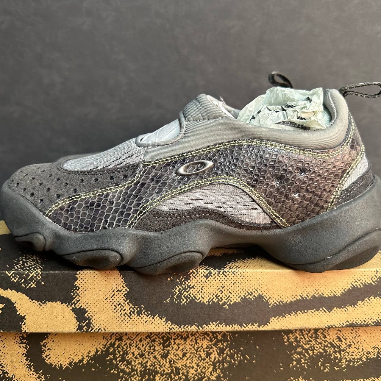 Oakley × Vintage !NEW 2000`s Oakley Thirteen Twenty Race | Grailed