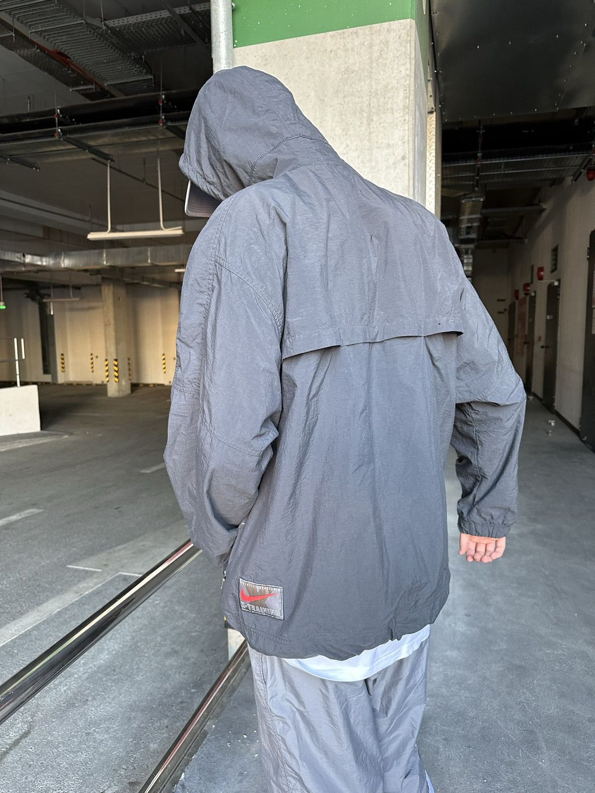 Nike × Vintage Vintage Nike light jacket 1/4 windbreaker grey x-training Size US XL / EU 56 / 4 - 4 Thumbnail