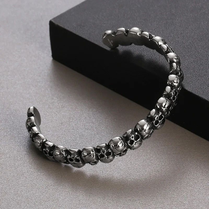 Jewelry Skulls Gothic Hand Punk Bracelet Size ONE SIZE - 2 Thumbnail