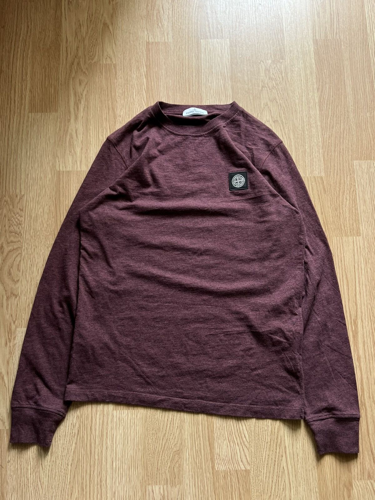 Stone Island Stone Island Patch Program Red Longsleeve Size S Size US S / EU 44-46 / 1 - 1 Thumbnail