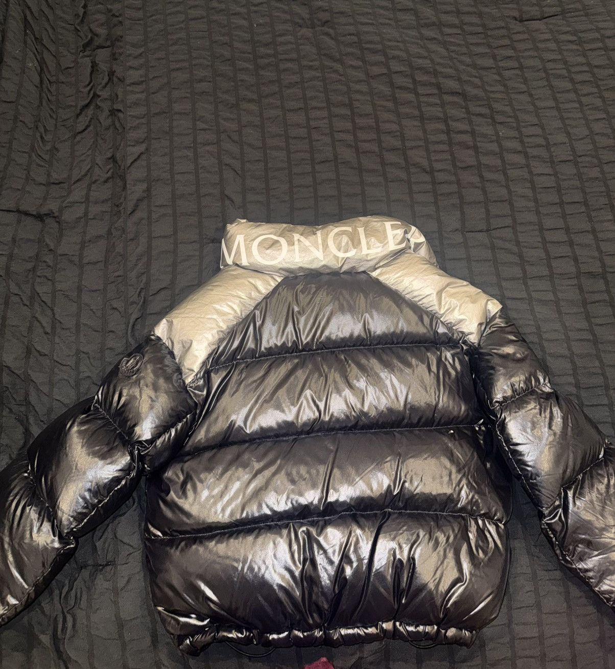 Moncler Moncler Metallic Puffer Jacket Silver/Black Size US S / EU 44-46 / 1 - 3 Thumbnail