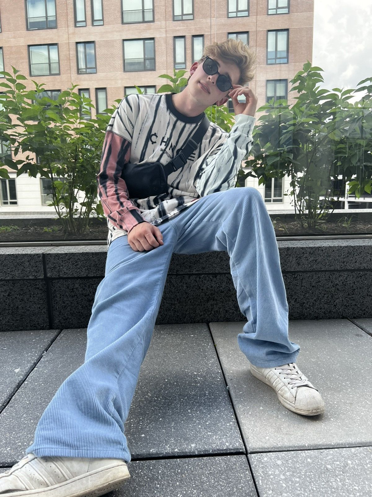 CHNGE CHNGE Oversized Long Sleeve Size US L / EU 52-54 / 3 - 7 Thumbnail