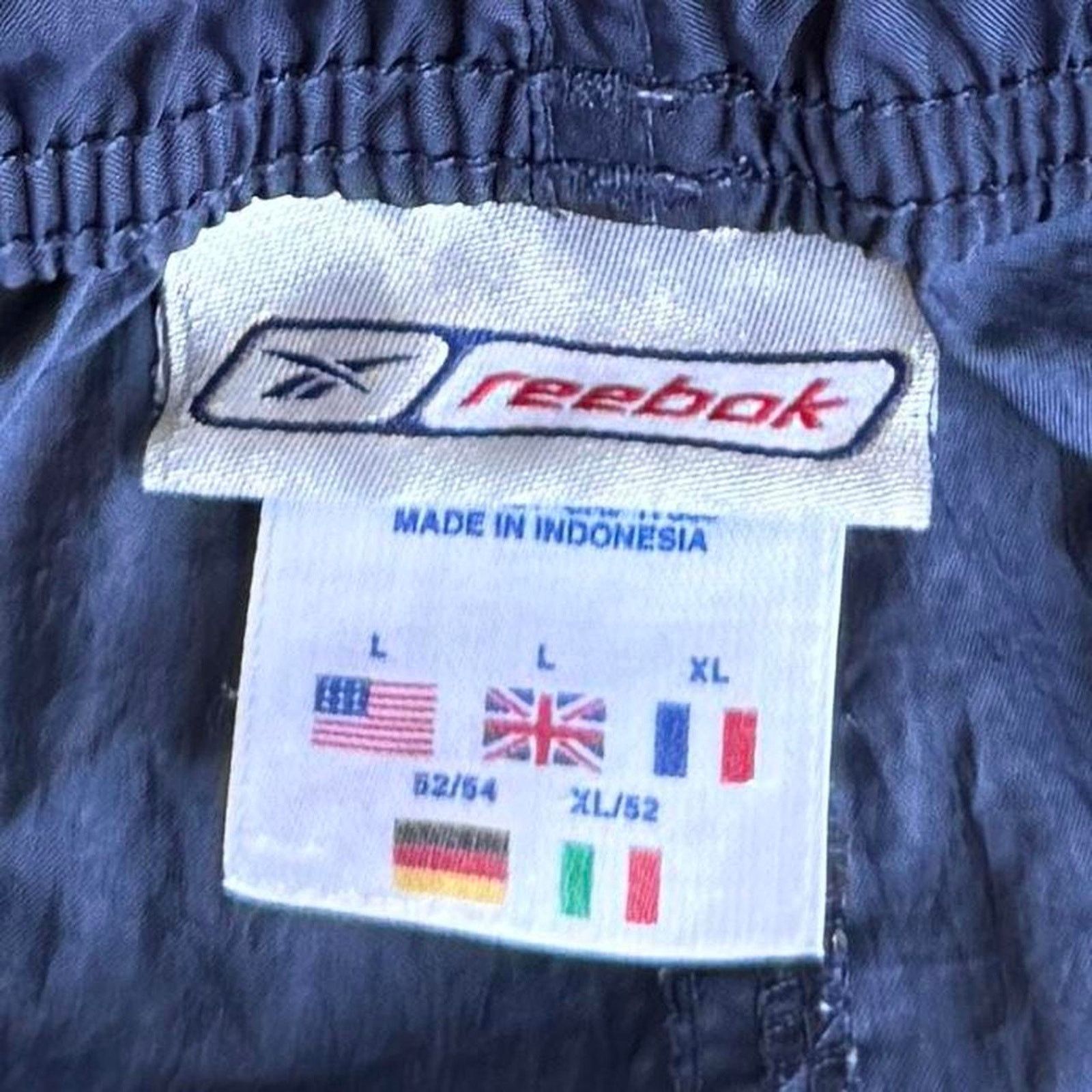 Reebok × Vintage Vintage Y2K Reebok Baggy Skater Cyber Grunge Tech Sweatpants Size US 32 / EU 48 - 4 Thumbnail