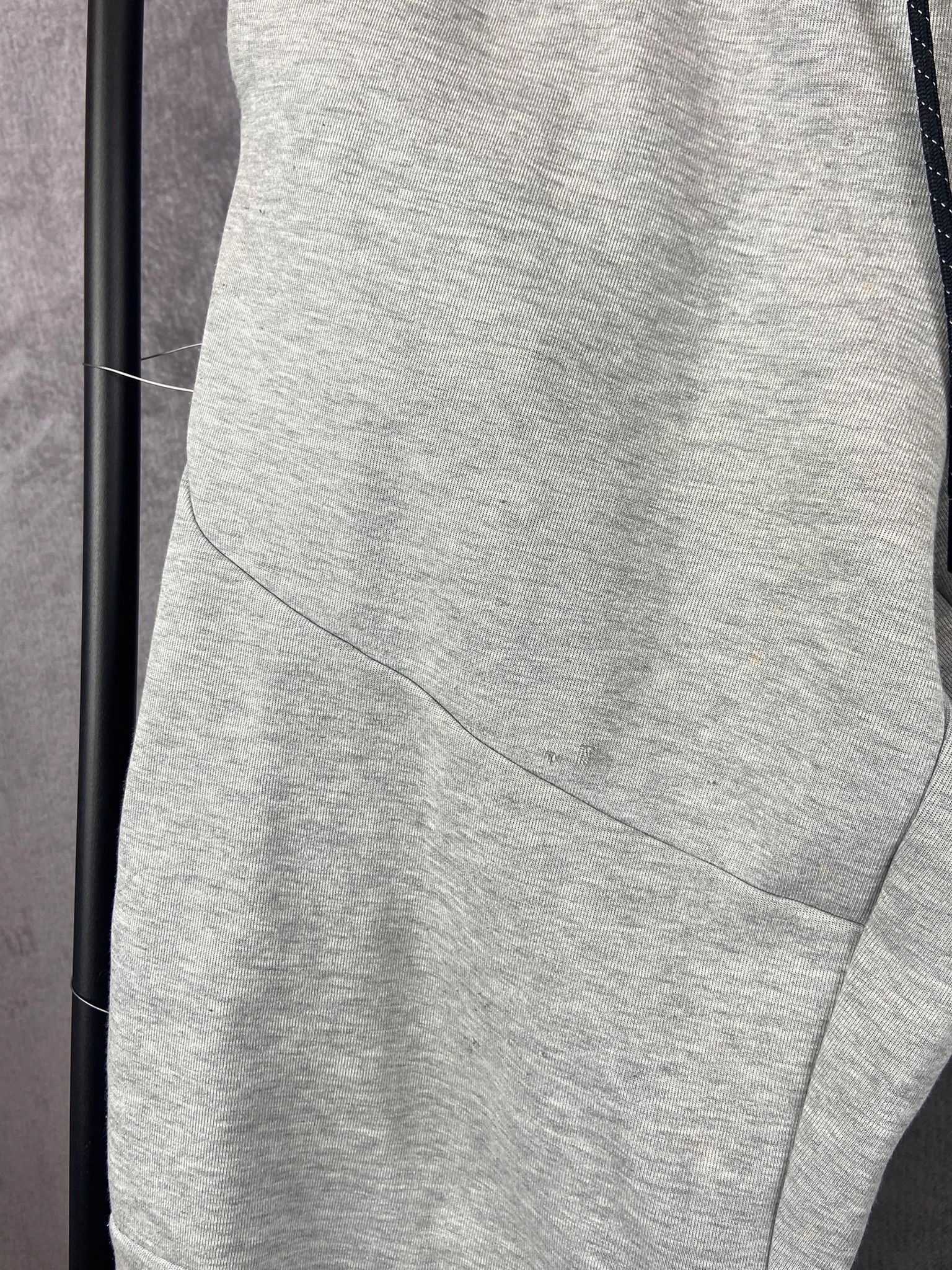 Nike Nike Tech Fleece Joggers – Grey Slim Fit Pants, M Size US 32 / EU 48 - 3 Thumbnail