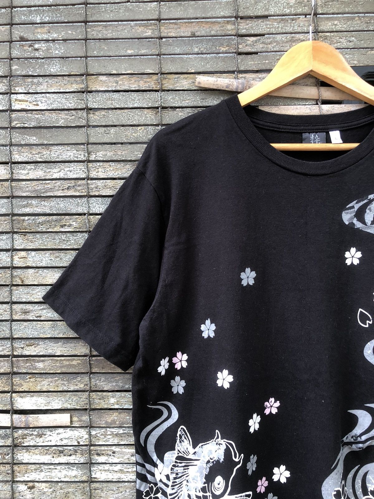 Japanese Brand × Toyo Enterprises × Vintage Vintage 90s Japanese Brands Sukajan Koi Fish Tshirt Size US L / EU 52-54 / 3 - 4 Thumbnail