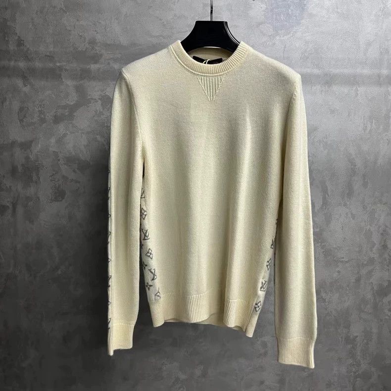 Louis Vuitton Louis Vuitton White cashmere full-print logo sweater Size US S / EU 44-46 / 1 - 1 Thumbnail
