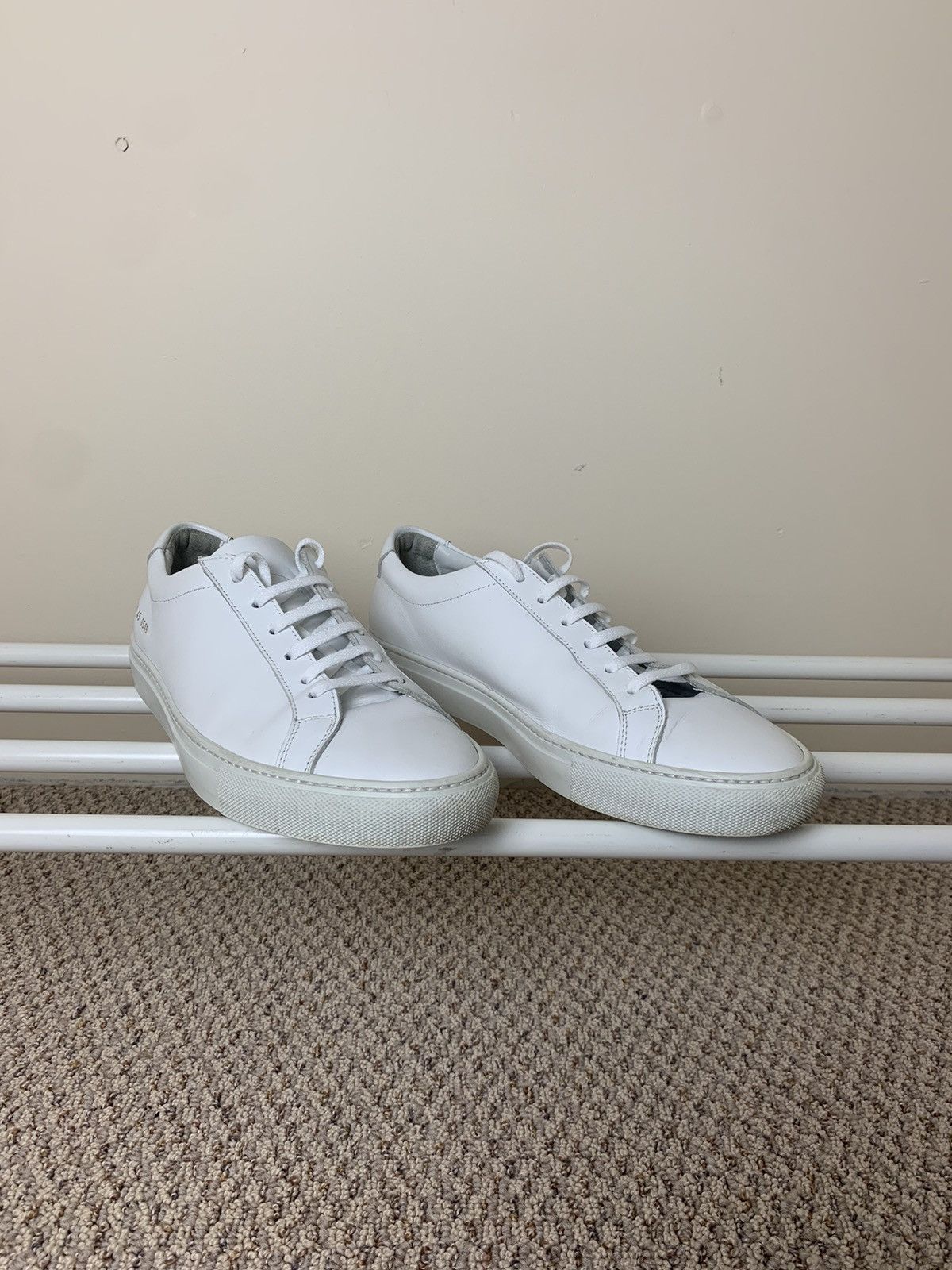 common projects achilles low white on feet