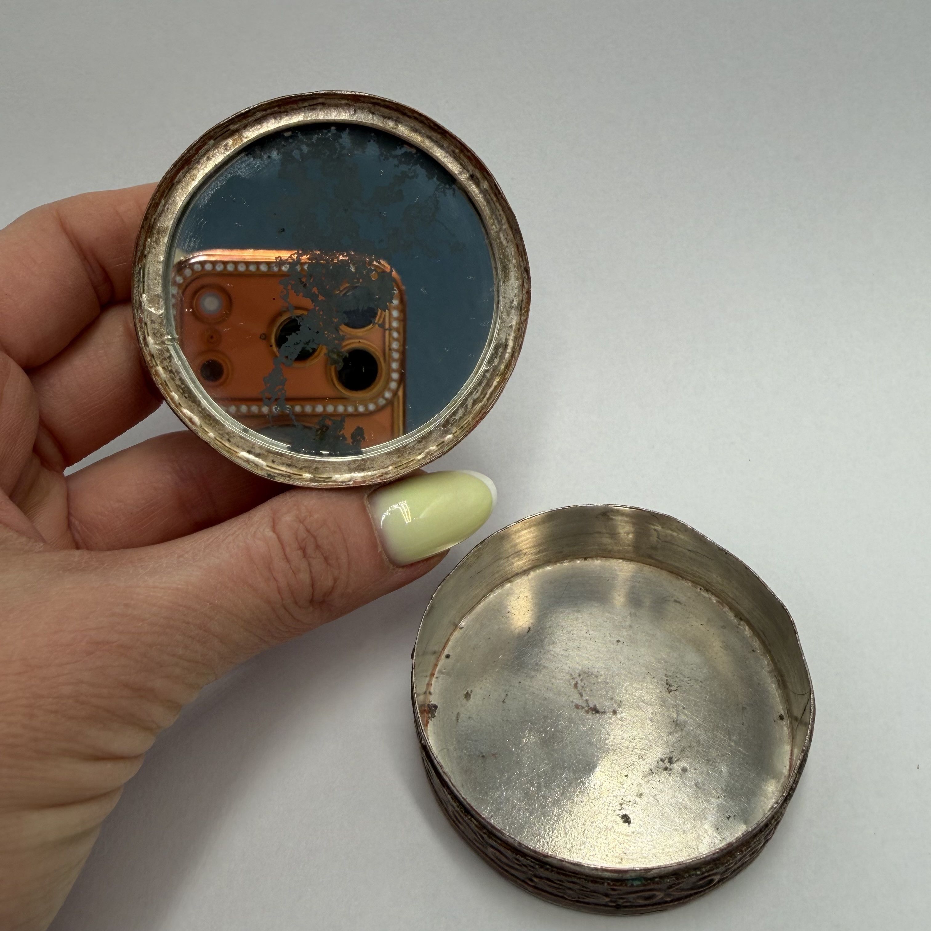 Vintage Vintage Cloisonne Enamel Powder Copper Vanity Trinket Box Size ONE SIZE - 2 Thumbnail