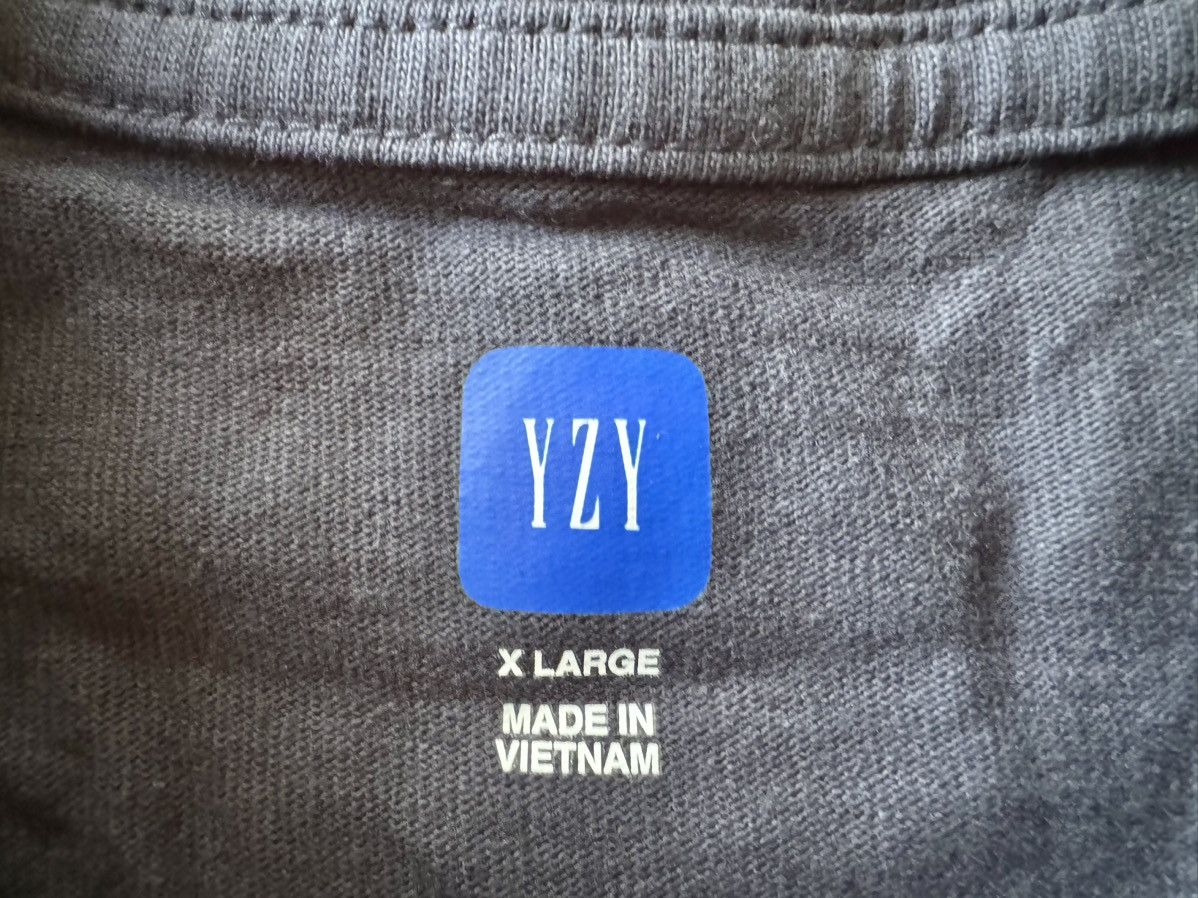 Gap XL Gap Yeezy Long Sleeve T-Shirt Dark Gray Kanye West Tee Size US XL / EU 56 / 4 - 3 Thumbnail