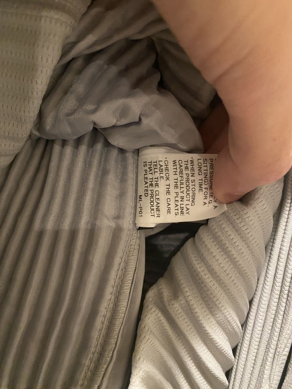 Homme Plisse Issey Miyake Homme Plisse 2-piece blazer grey (blazer sz 2 + pants sz 1) Size 38S - 9 Thumbnail