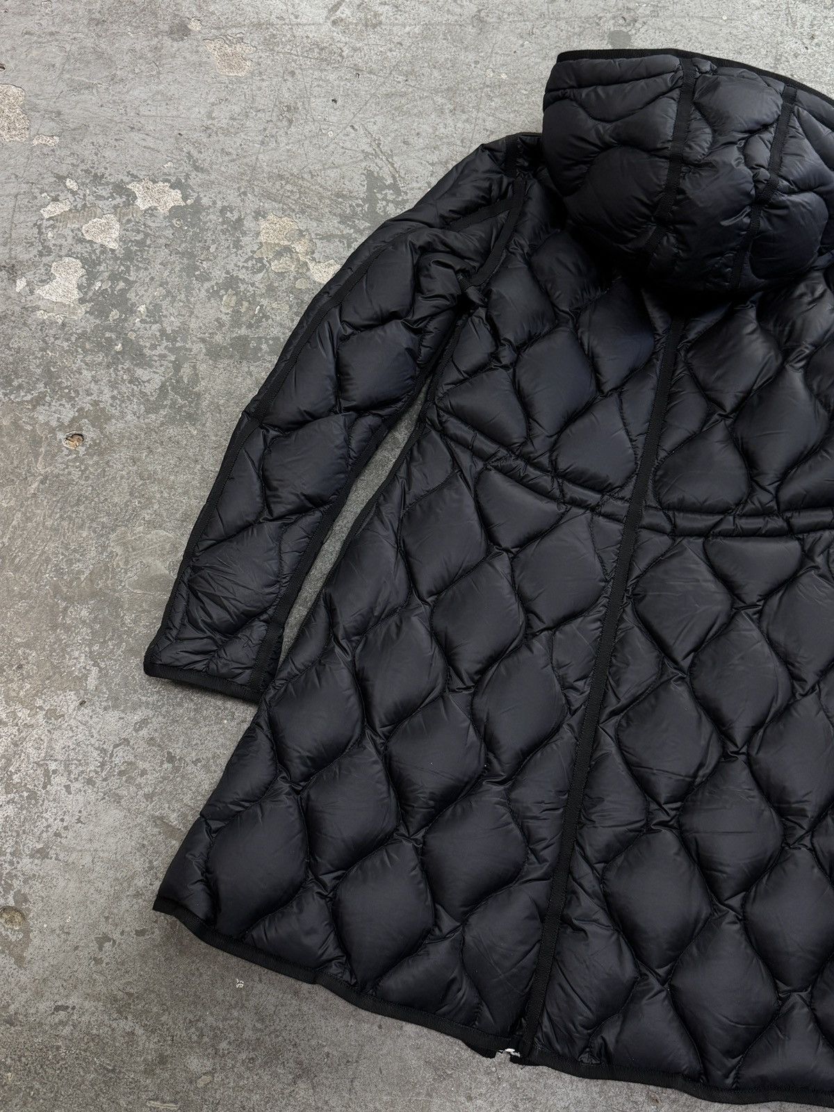 Moncler MONCLER HERMINE Down jacket Nylon Size M / US 6-8 / IT 42-44 - 16 Thumbnail