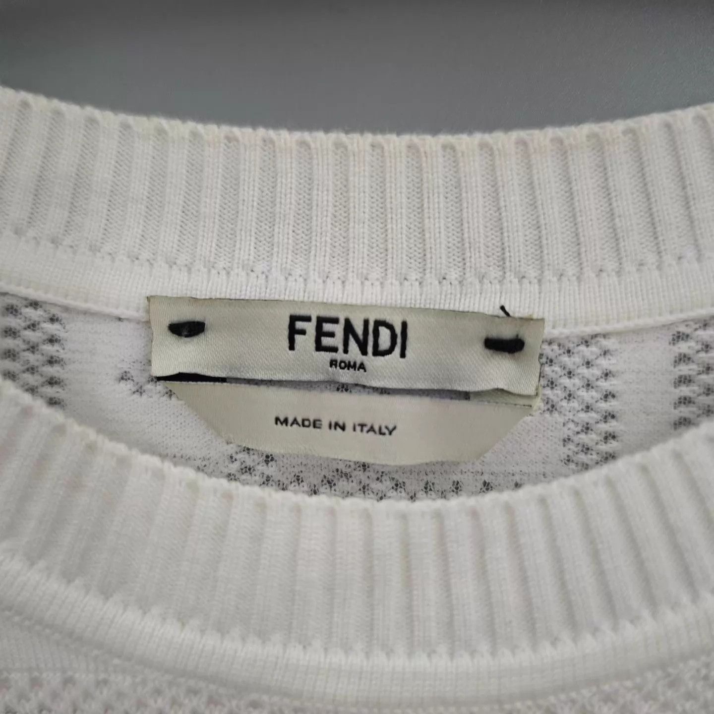 Fendi FENDI White Logo Short Sleeve Knit Size XS / US 0-2 / IT 36-38 - 3 Thumbnail