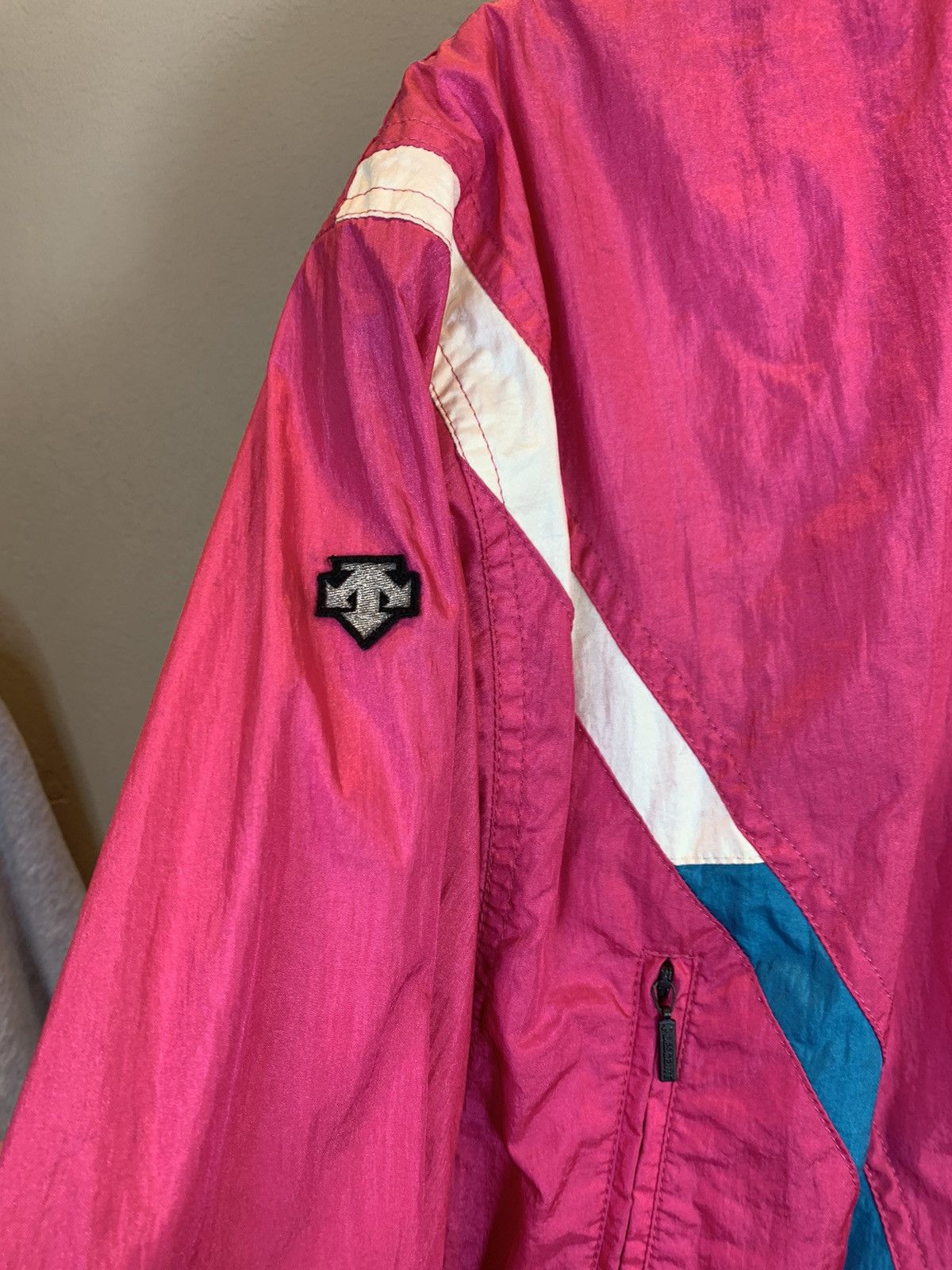 Descente × Designer × Vintage *RARE* Vintage Descente Japan-Made Ski Snow Stow Hood Jacket Size S / US 4 / IT 40 - 4 Thumbnail