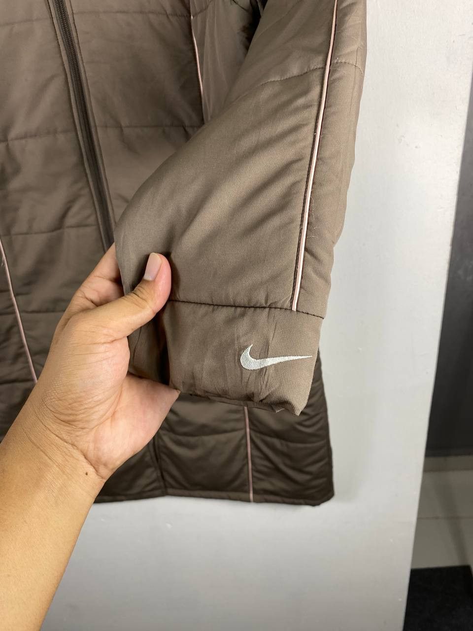 Nike nike long puffer jacket embroided logo nice design Size L / US 10 / IT 46 - 3 Thumbnail