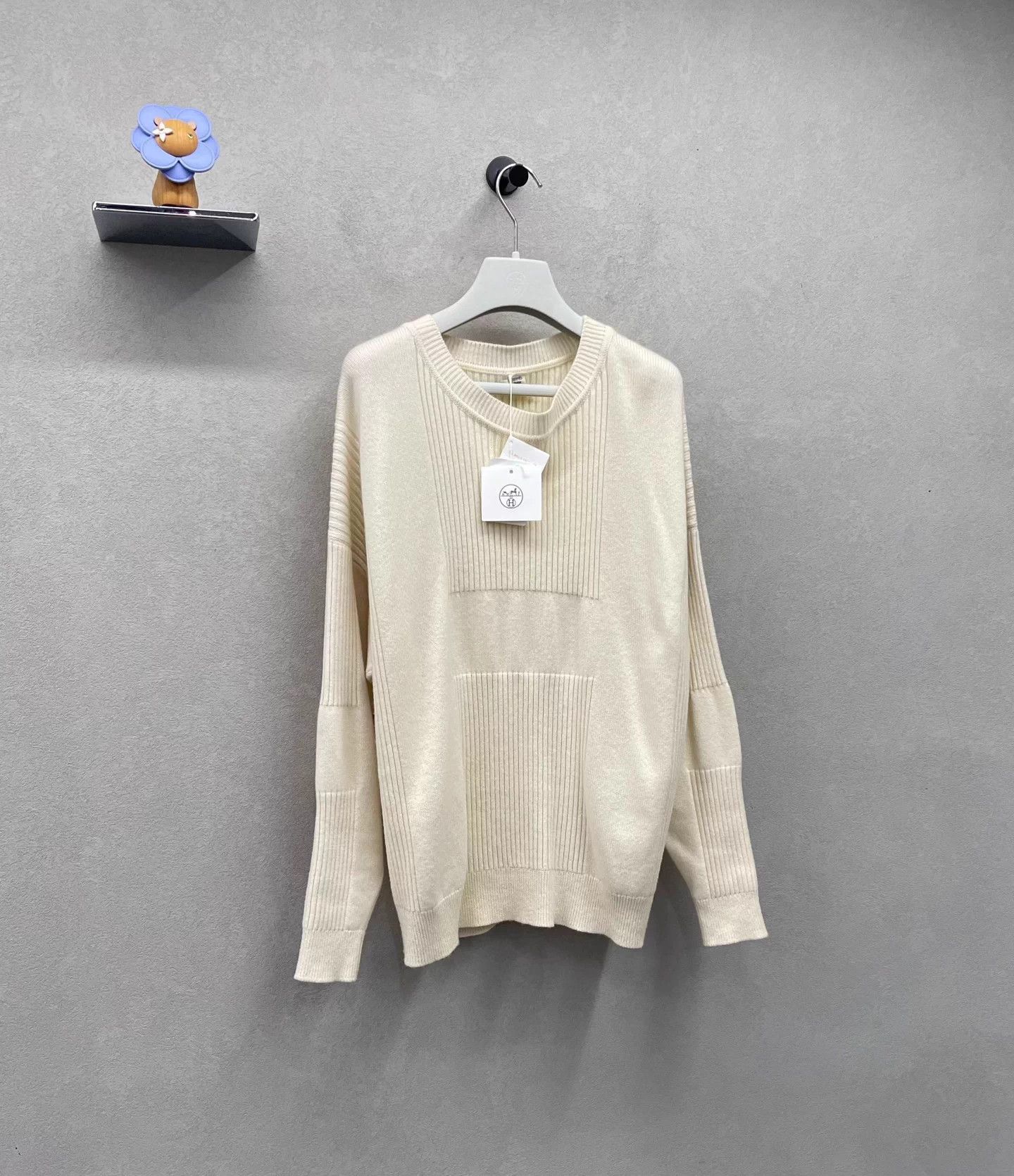 Hermes New Hermes Cream Knit Sweater Size 36 Size XS / US 0-2 / IT 36-38 - 3 Thumbnail